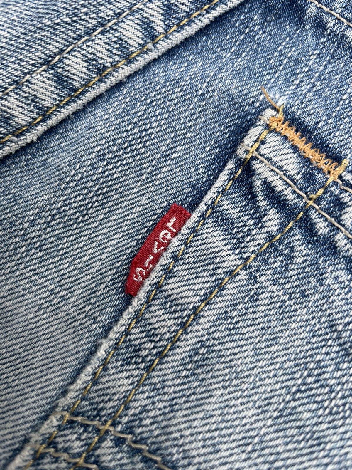 Levi's Vintage Levi’s 502 Distresed Size US 31 - 18 Thumbnail