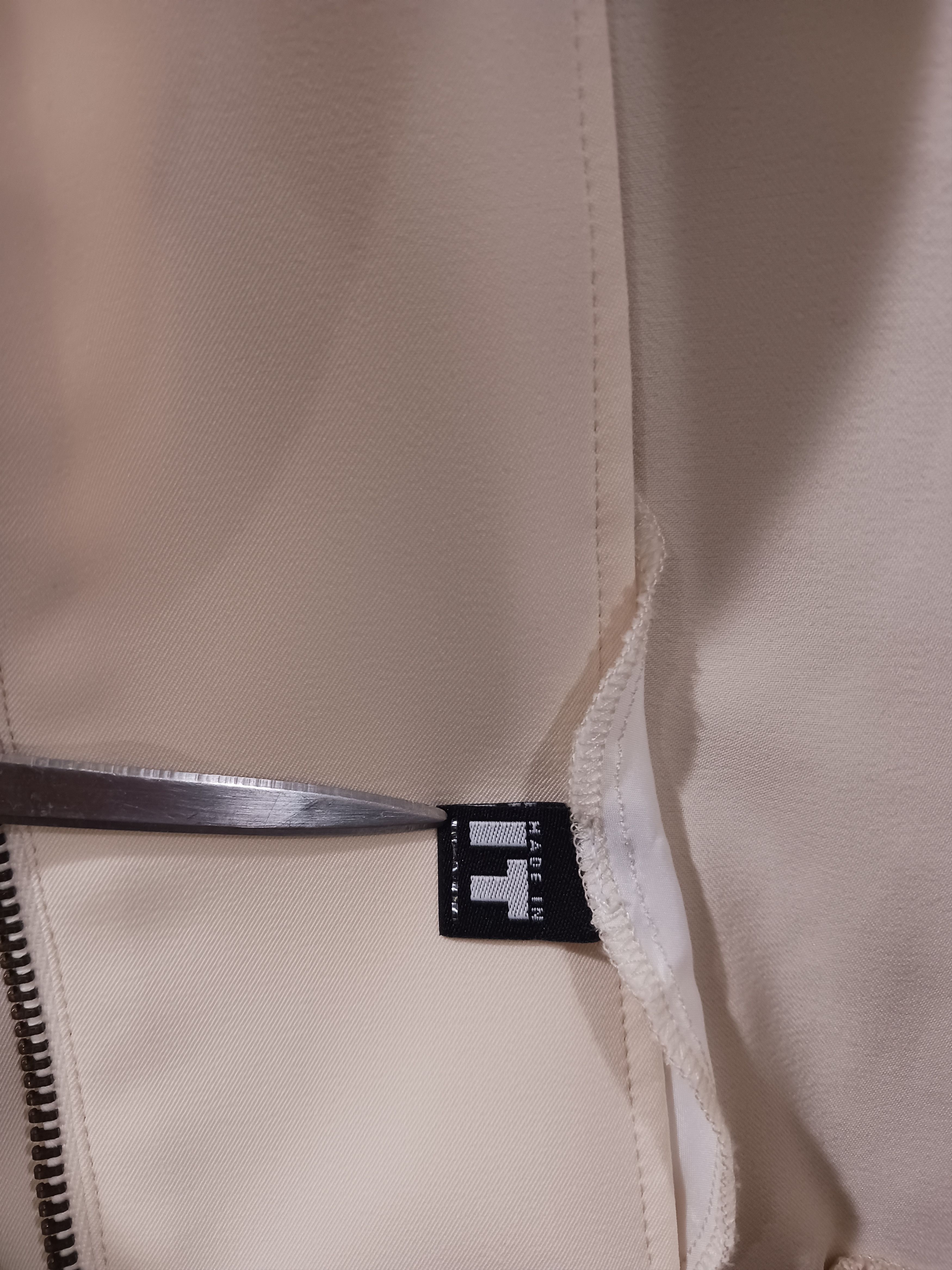Versace Jeans Couture Versace Jeans Couture Vintage VJC Zipper Charm Bomber Jacket Size M / US 6-8 / IT 42-44 - 6 Thumbnail