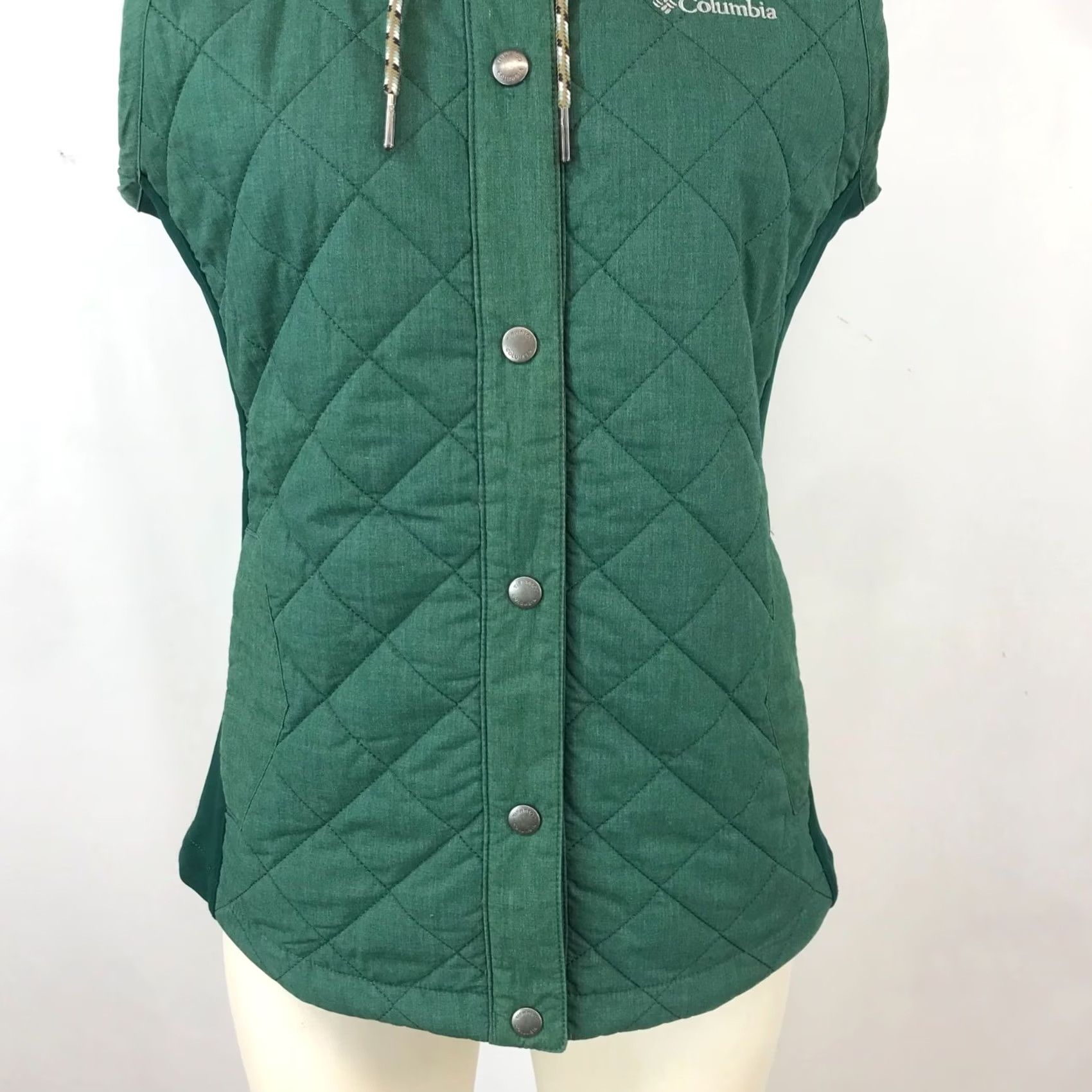 Vintage COLUMBIA Womens XS Green Quilted Button Up Hoodie Vest Size XS / US 0-2 / IT 36-38 - 3 Thumbnail