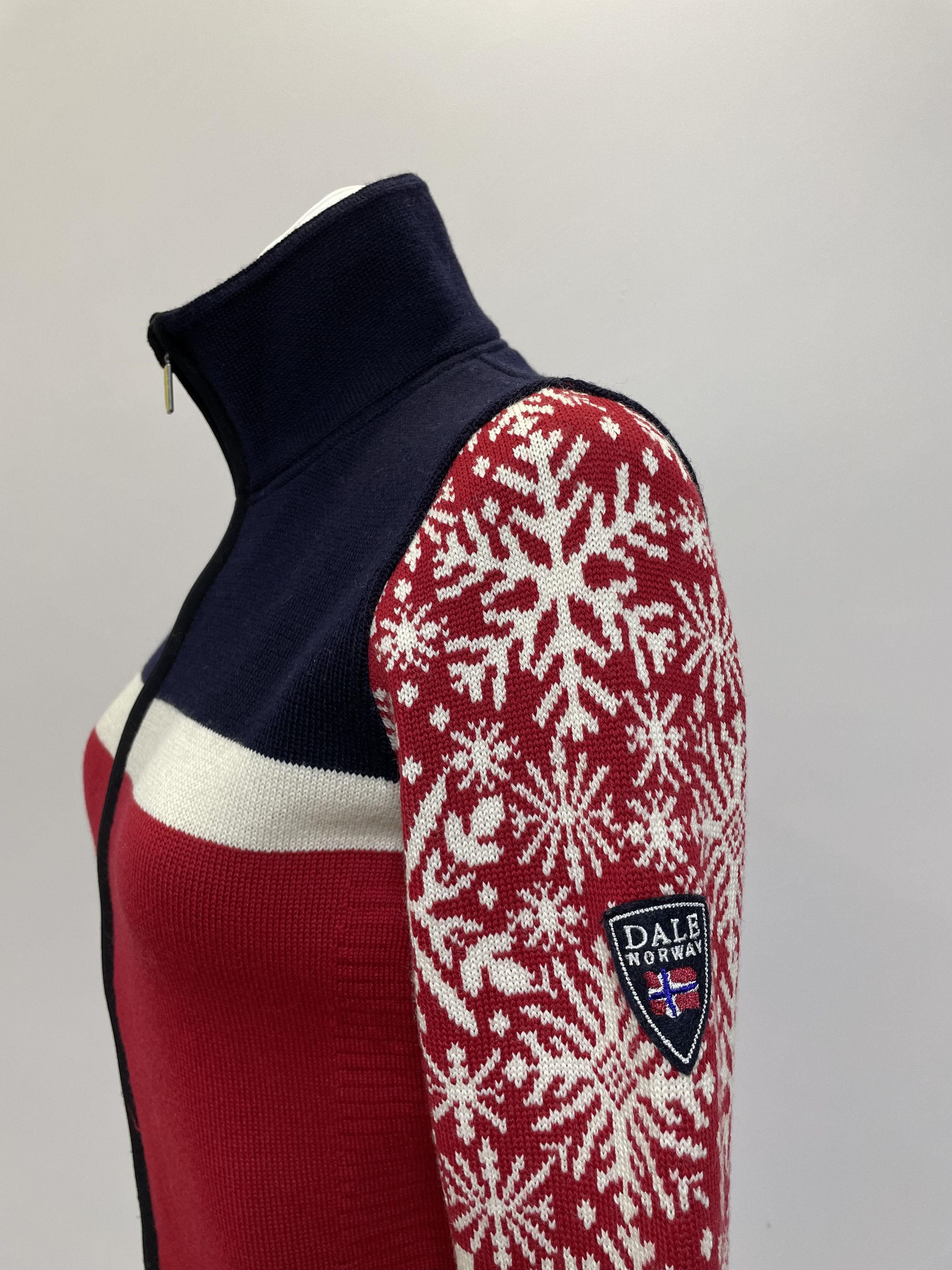 Dale Of Norway DALE OF NORWAY Sweater Full Zip Wool Pullover Cardigan Size S / US 4 / IT 40 - 9 Thumbnail