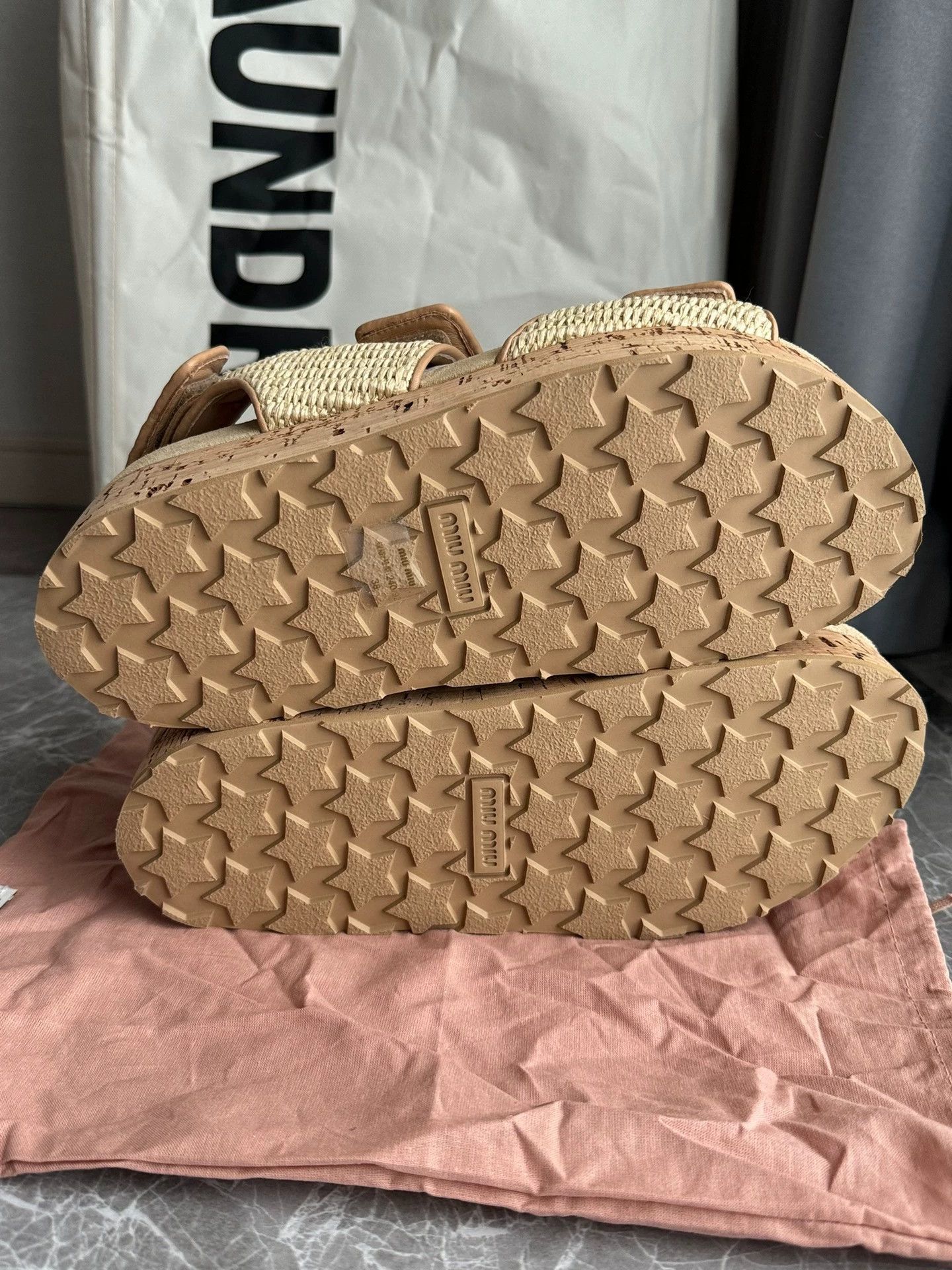 Miu Miu MIU MIU Women's Beige Woven Velcro Beach Sandals 38 Size US 7.5 / IT 37.5 - 5 Thumbnail