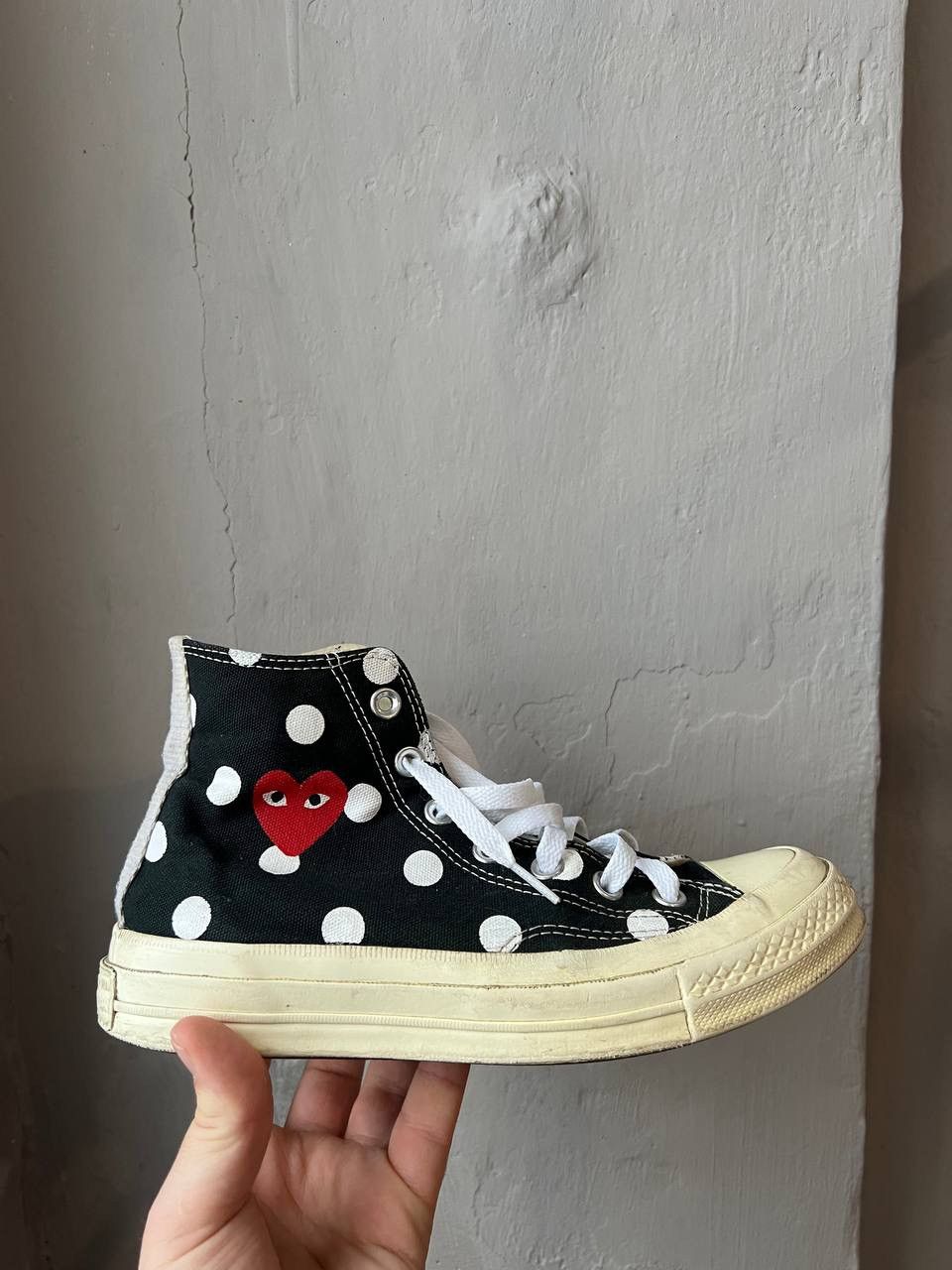 Comme des Garcons PLAY PLAY COMME DES GARCONS X CONVERSE ICONIC RED HEART SNEAKERS Size US 7.5 / IT 37.5 - 4 Thumbnail