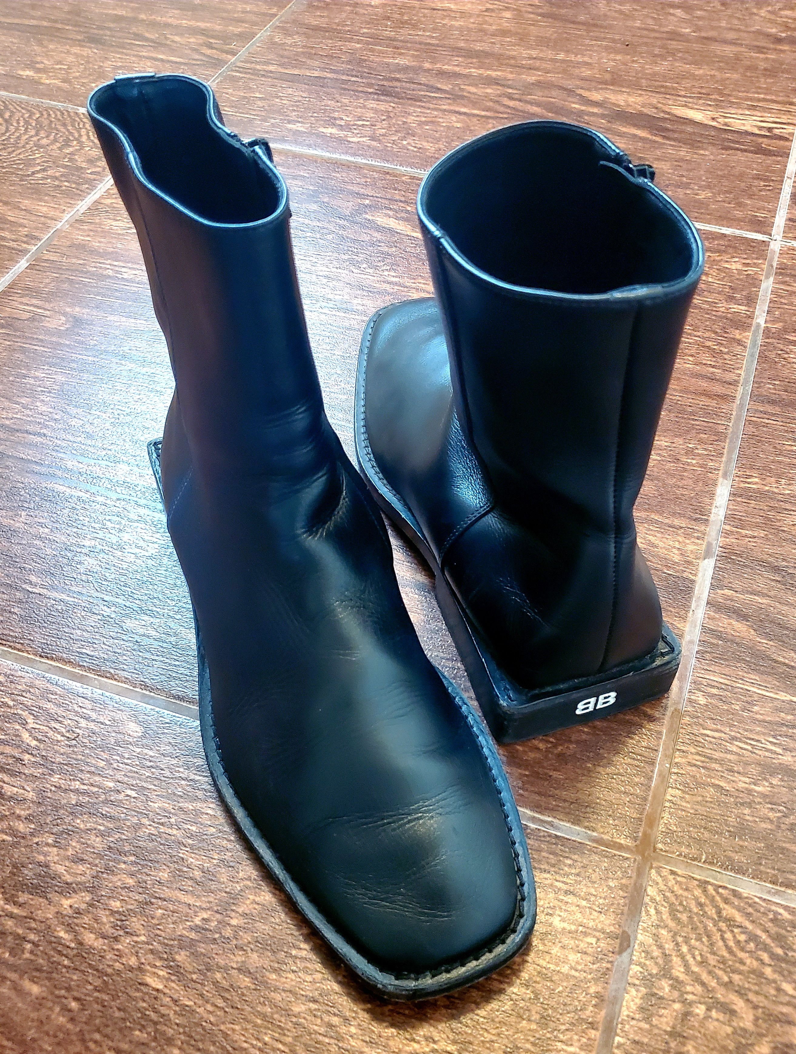 BALENCIAGA Chelsea ZIP-UP LEATHER SIZE 38