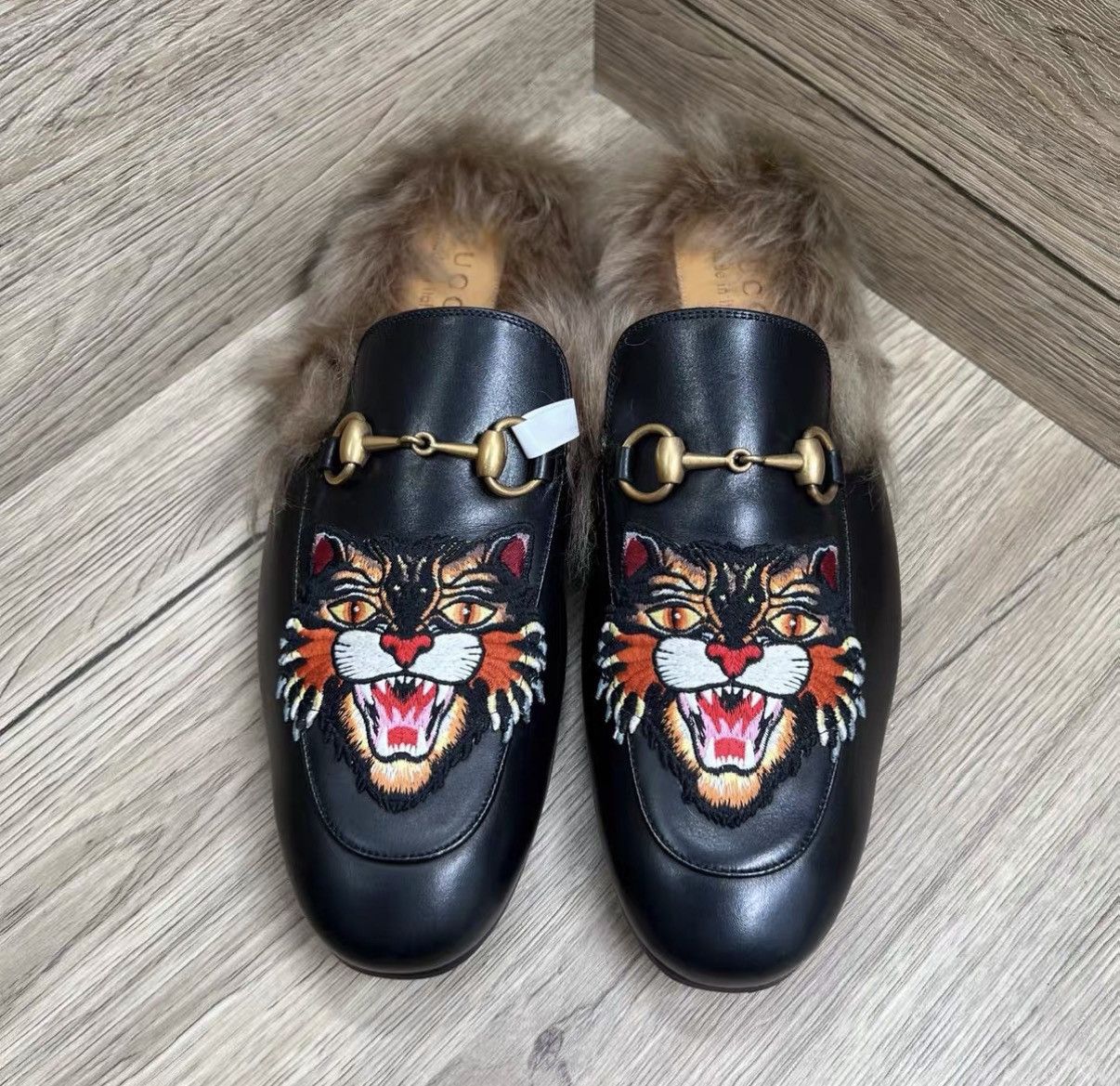 Gucci Gucci Cat Head Embroidered Mule Slides J41 Size US 11 / IT 41 - 2 Thumbnail