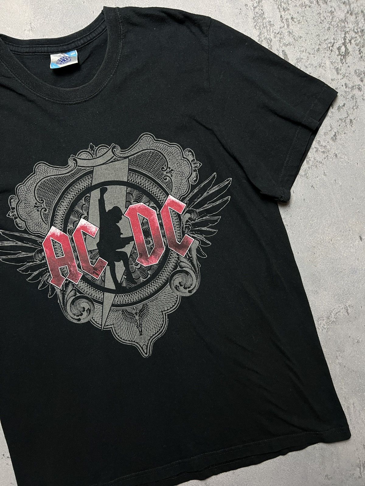 Band Tees Vintage 08/09 AC/DC Black Ice Tour Faded tee Boxy Grunge 00s Size US M / EU 48-50 / 2 - 4 Thumbnail