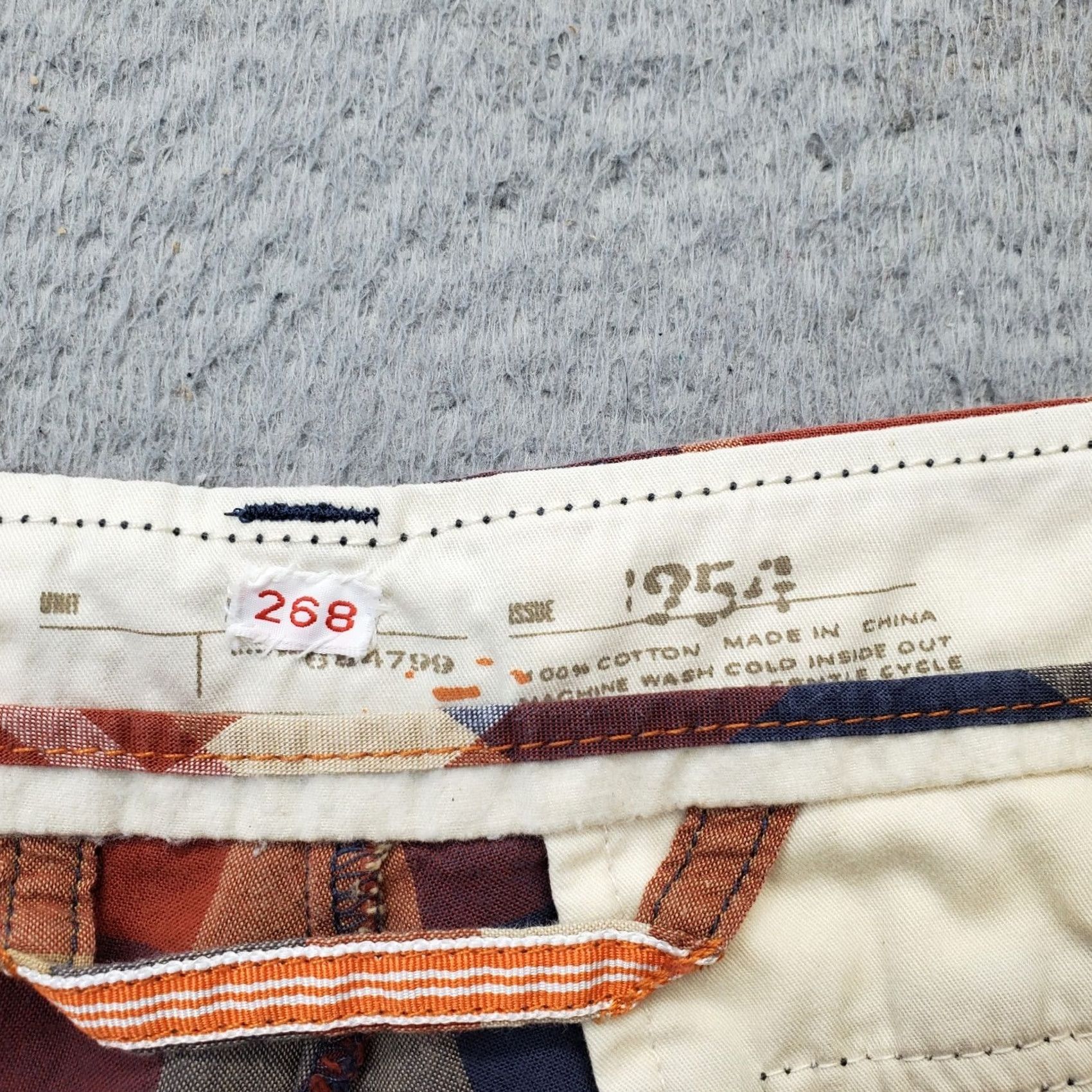 Fossil Fossil Chino Shorts Mens 32 Multicolor Plaid Slash Pocket Low Waist Regular Fit Shirt Size US 32 / EU 48 - 7 Thumbnail