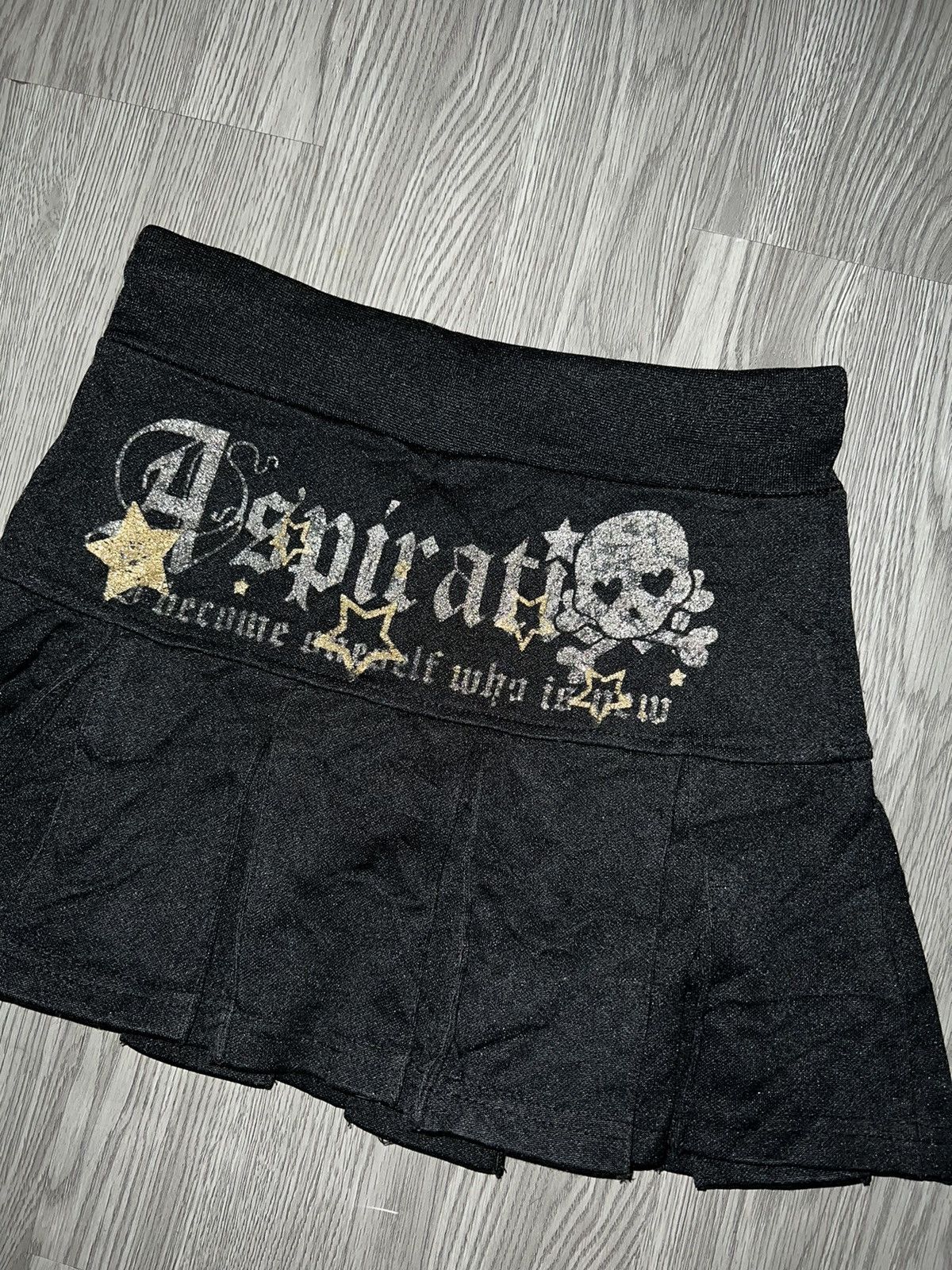 Japanese Brand Skull pleated mini skirt 🖤🧛🏻‍♀️ Size 24" / US 00 / IT 34 - 5 Thumbnail