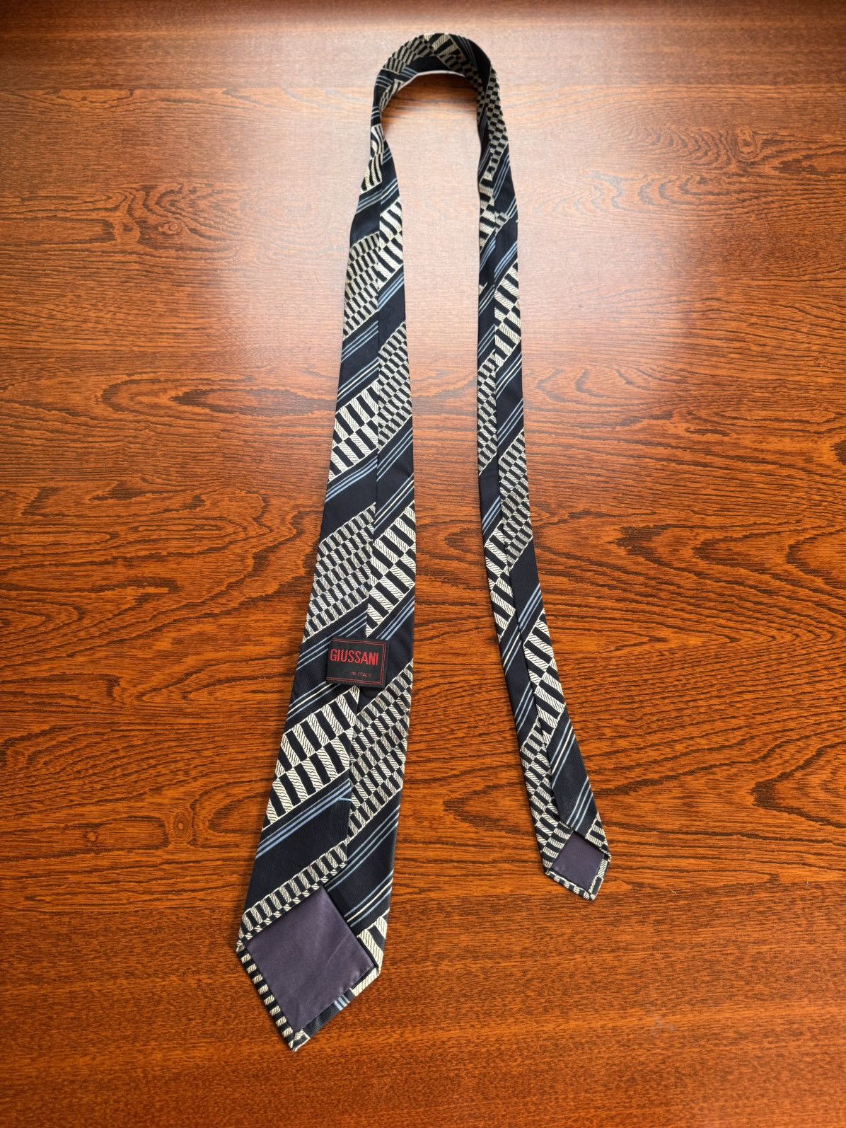 Other GIUSSANI Italian Silk Tie with Geometric Stripe Pattern Size ONE SIZE - 4 Thumbnail