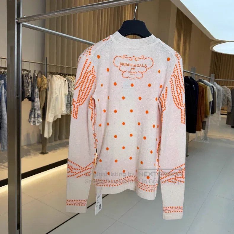 Hermes Hermes Orange Polka Dot Cashmere Crewneck Sweater Size XXS / US 00 / IT 34 - 2 Thumbnail