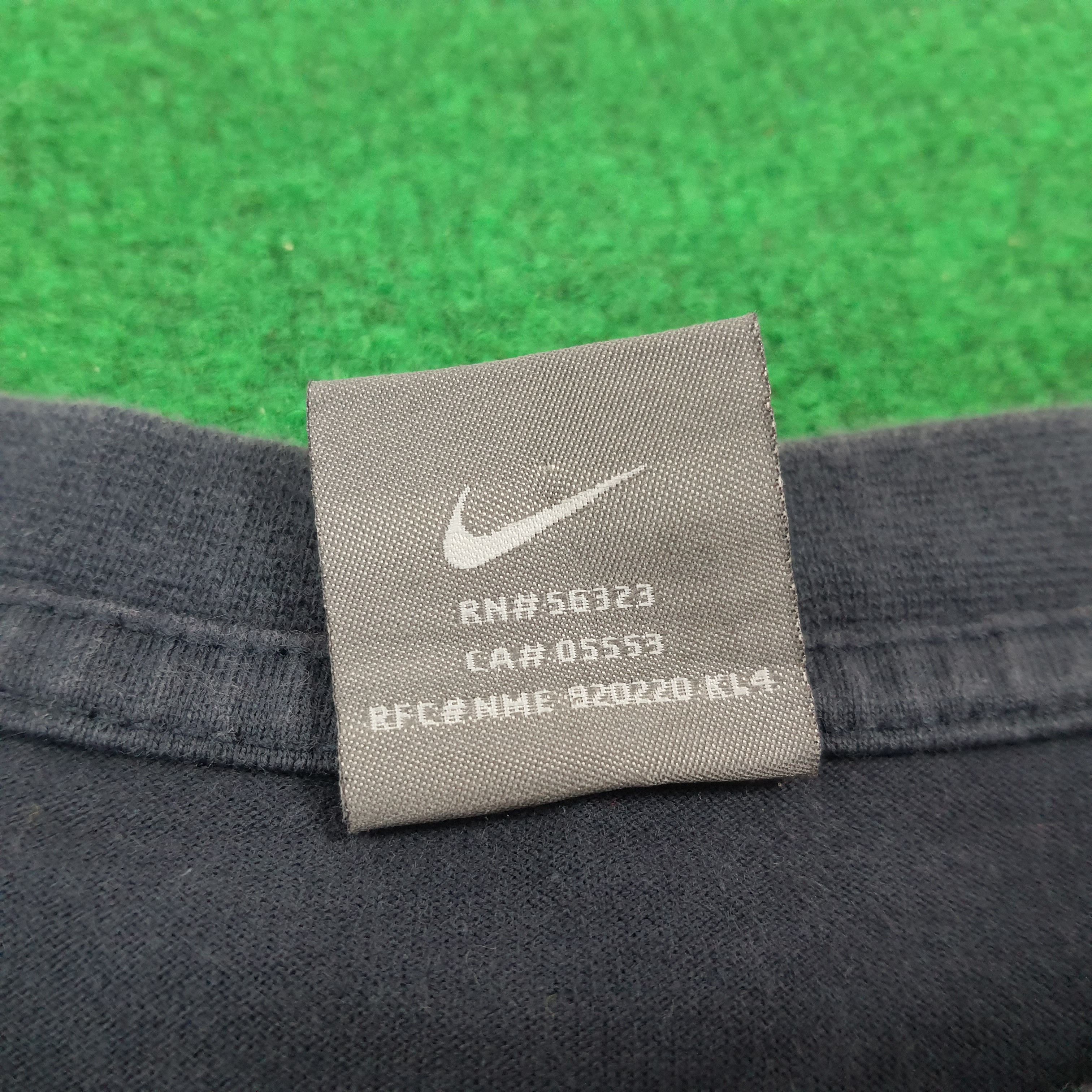 Nike × Vintage Vintage Nike Long Sleeve Embroidery Swoosh Tshirt Size US M / EU 48-50 / 2 - 6 Thumbnail