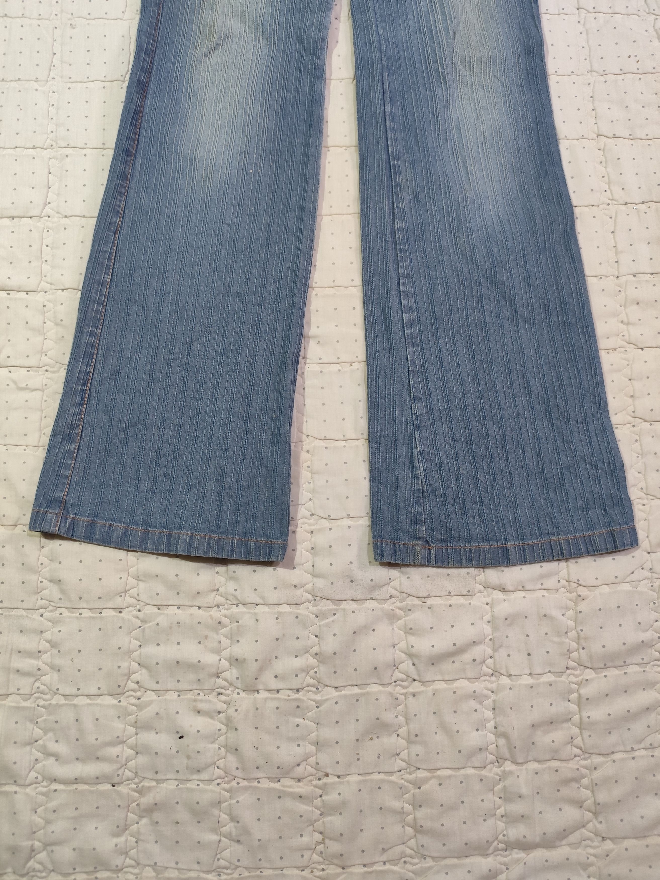 Issey Miyake × Japanese Brand Vintage Elle Planete Flare Denim J024 Size 30" / US 8 / IT 44 - 2 Thumbnail