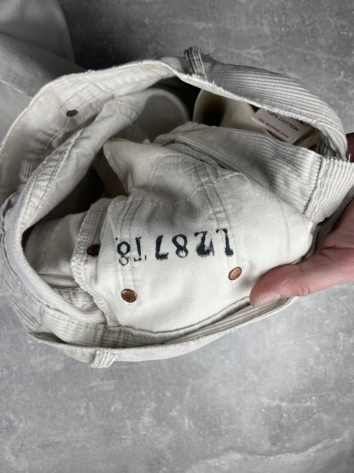 Evisu Evisu Japan Vintage Rare Corduroy Beige Buckle Back Jeans Size 28" / US 6 / IT 42 - 18 Thumbnail