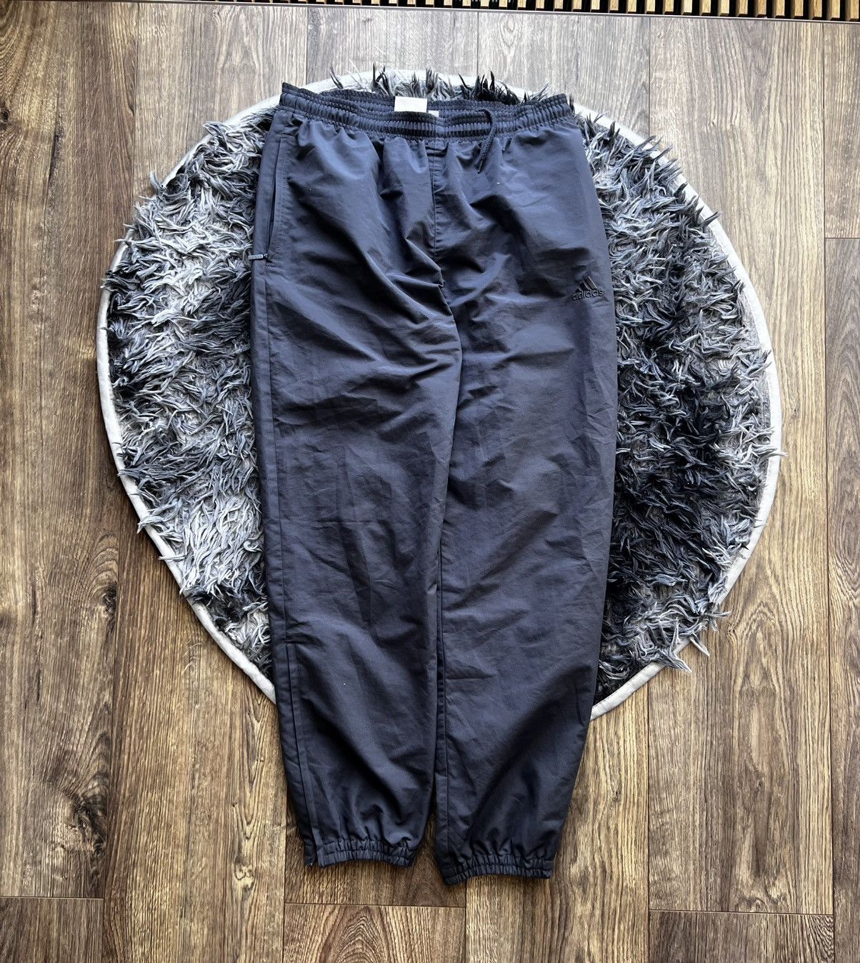 Adidas VERY RARE vintage adidas track pants size L Size US 36 / EU 52 - 1 Thumbnail