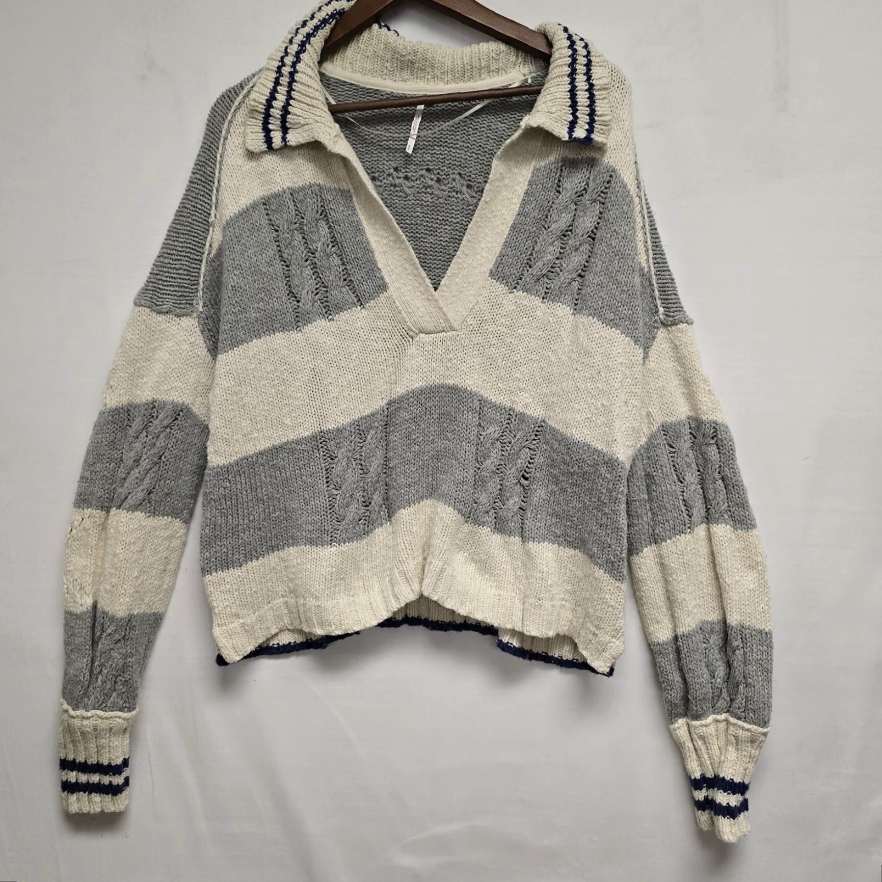 Free People Free People Sweater Womens Pullover Collar V Neck Striped Cable Knit Gray S Size S / US 4 / IT 40 - 3 Thumbnail