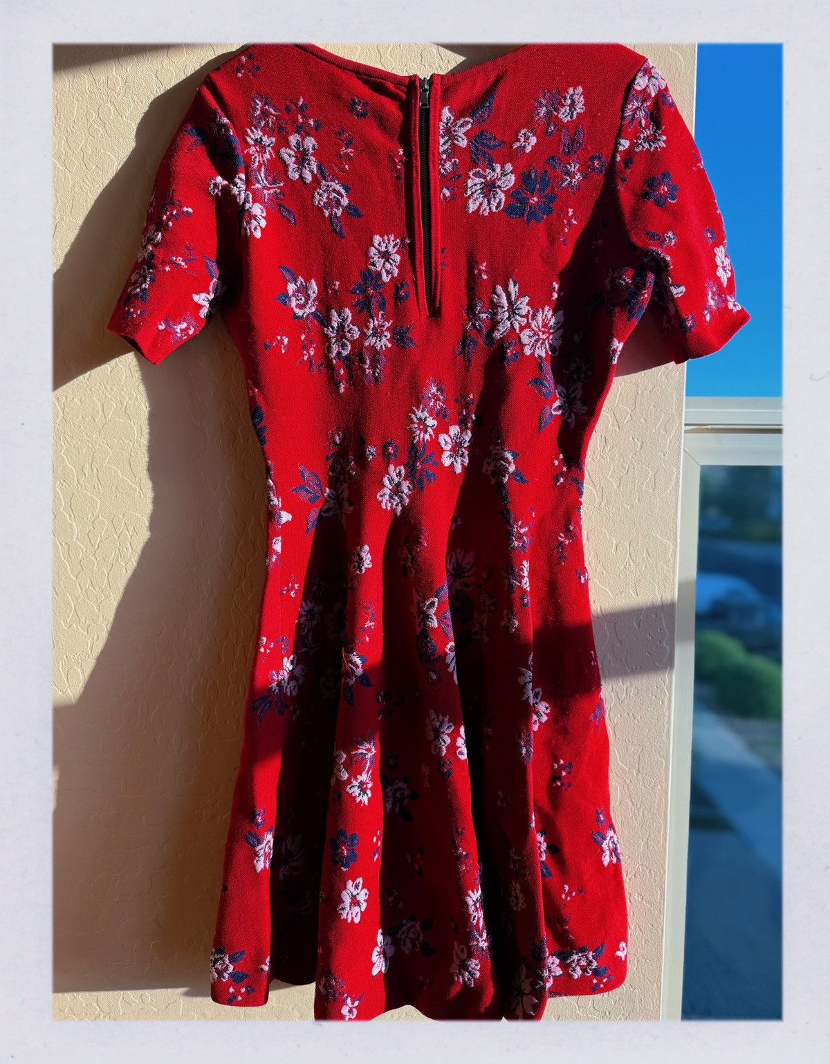 MILLY Milly Red Floral Knit Fit & Flare Dress – Size M Size M / US 6-8 / IT 42-44 - 8 Thumbnail