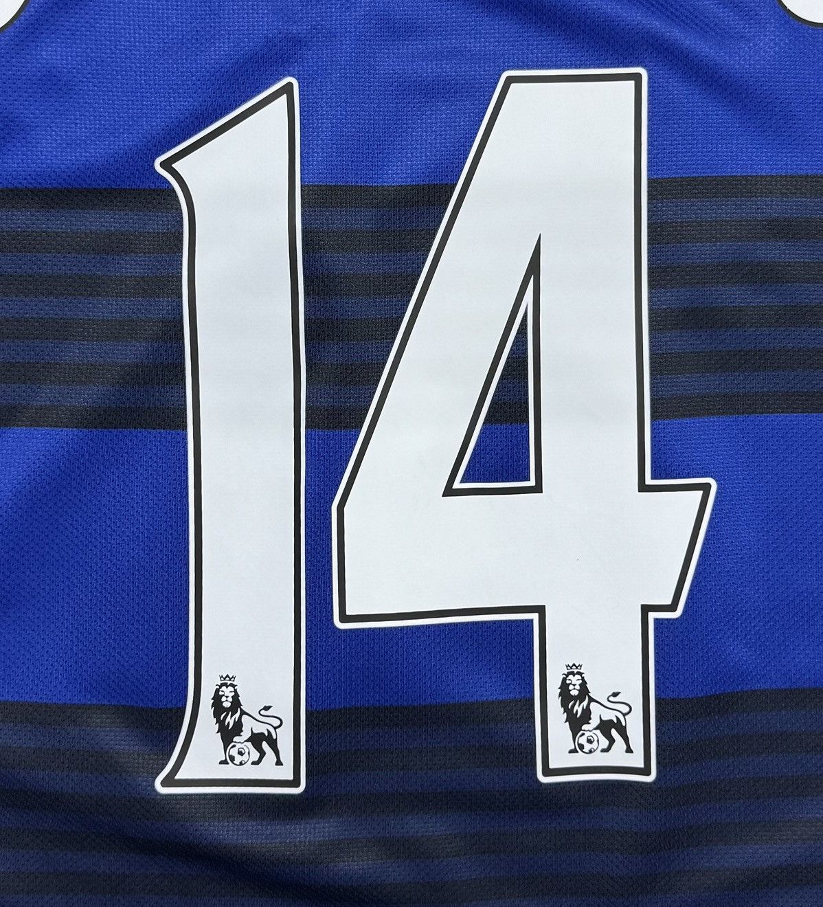 Nike Nike Manchester United 2011 Away Shirt Jersey #14 Chicharito Size US S / EU 44-46 / 1 - 16 Thumbnail