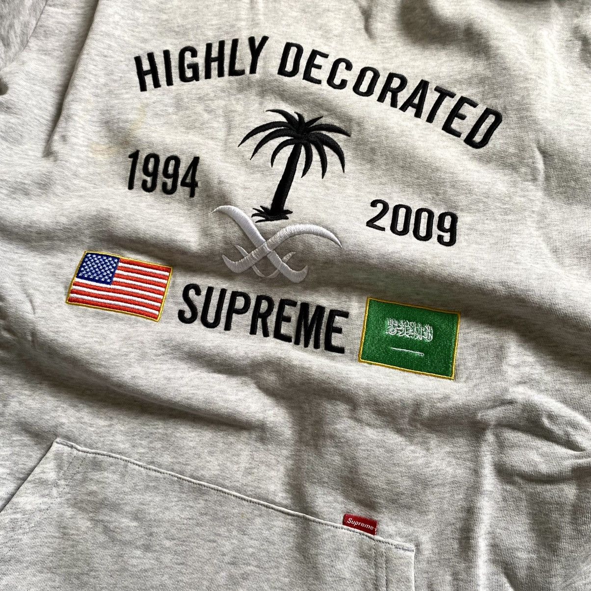Supreme Supreme Highly Decorated Hoodie Size US XL / EU 56 / 4 - 6 Thumbnail