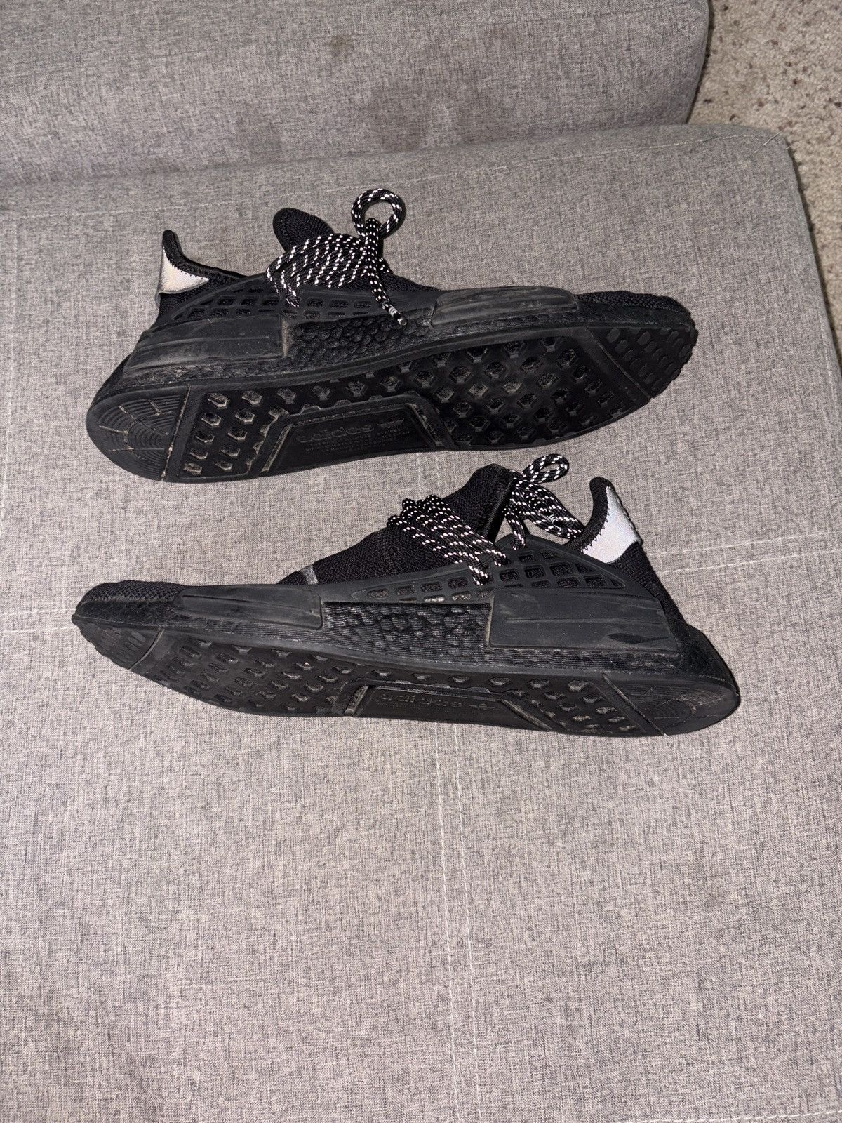 Adidas adidas NMD Hu Pharrell triple black Size US 9 / EU 42 - 4 Thumbnail