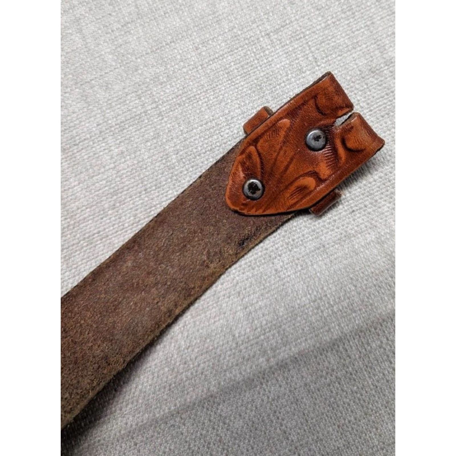 Vintage VINTAGE western belt brown 38 leather cowhide floral tooled belt Men Adult Regular 1-1/2" width Southwestern buckle snaps 34.5-42.5 Size 38 - 7 Thumbnail
