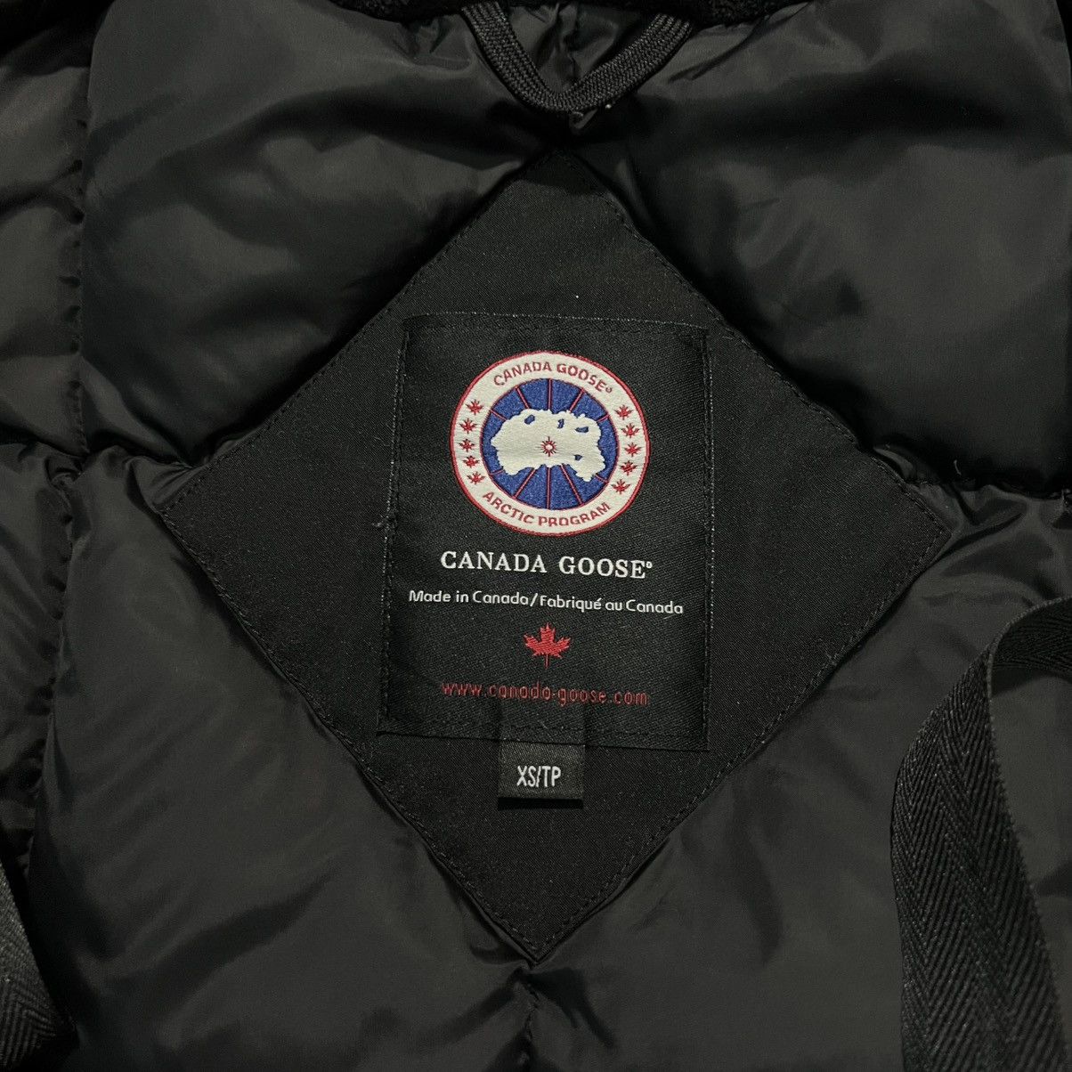 Canada Goose Canada Goose women’s VICTORIA parka Size XS / US 0-2 / IT 36-38 - 15 Thumbnail