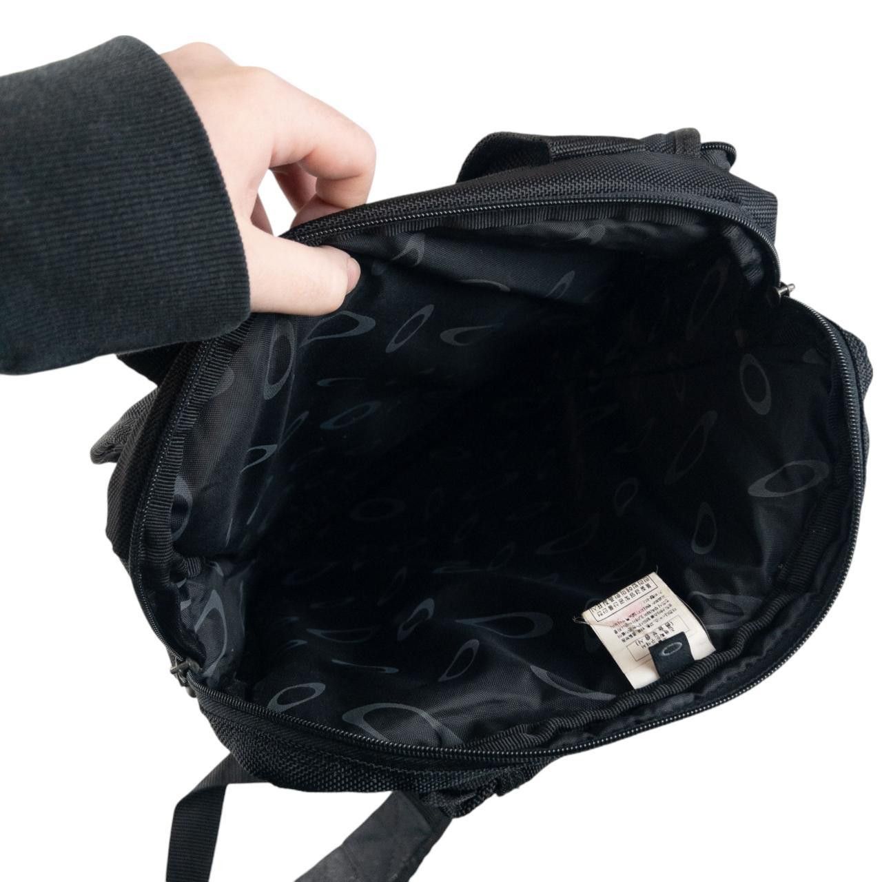 Oakley Vintage Oakley Crossbody Laptop Bag Size ONE SIZE - 5 Thumbnail