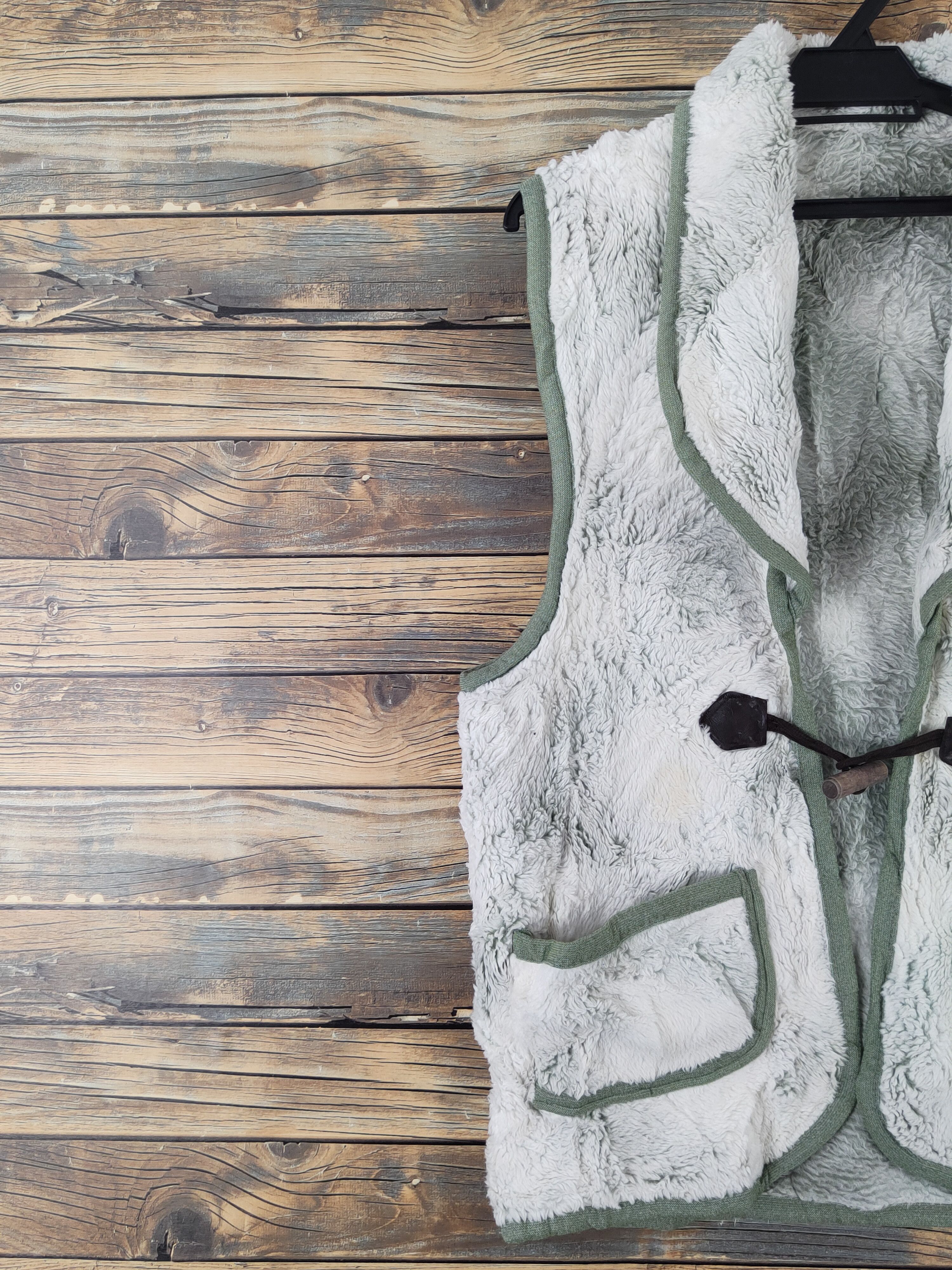 Japanese Brand × Vintage Japanese Brand White Green Fur Mohair Toggle Vests Size M / US 6-8 / IT 42-44 - 3 Thumbnail