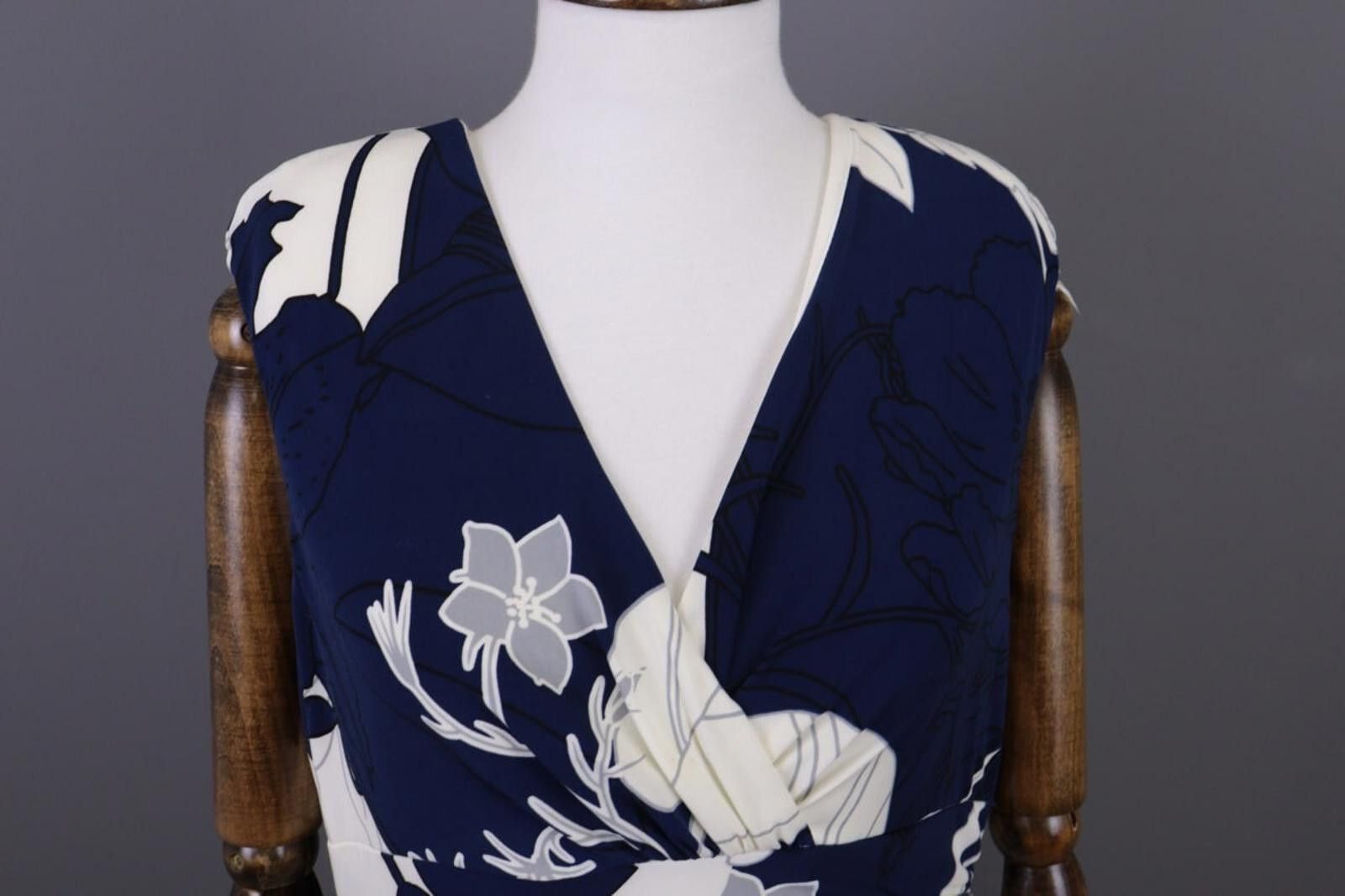 Lauren Ralph Lauren Lauren Ralph Lauren Floral Knee Lenght Dress Size 14/L Size XL / US 12-14 / IT 48-50 - 2 Thumbnail