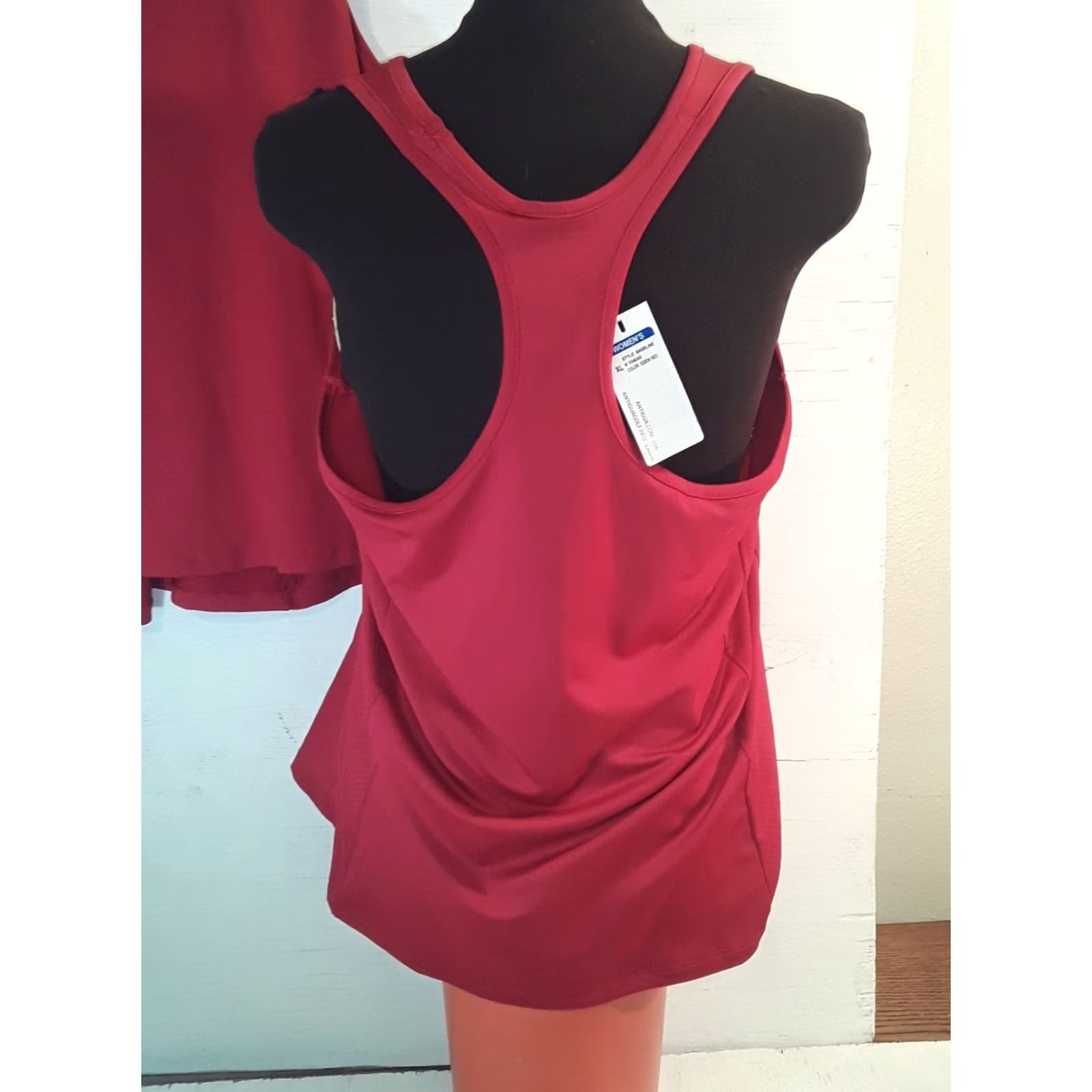 J Brand Antigua Tank Top Womens XL Red Poly/Spandex Workout NWT Stretchy Shirt Size XL / US 12-14 / IT 48-50 - 6 Thumbnail