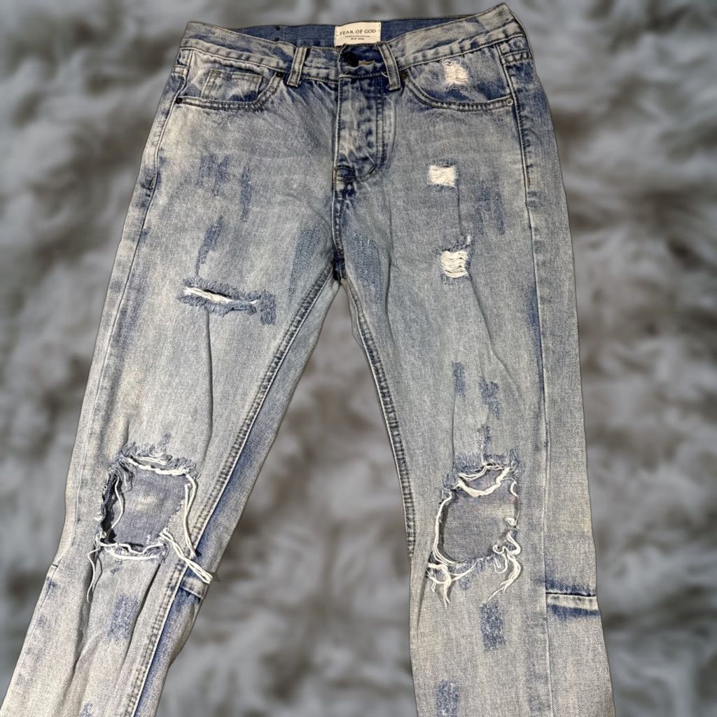 Fear of God Fear of God Jeans Mens 29 Fourth Collection 2015-2016 Distressed Denim Zip Ankle Blue Cotton Denim 90s Regular Skinny Inseam 32 Men Size US 29 - 1 Thumbnail