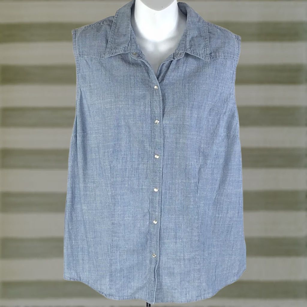 Vintage Bit & Bridle Sleeveless Chambray Top L Blue Pearl Snap Collar Western Country Shirt Women Size L / US 10 / IT 46 - 1 Thumbnail