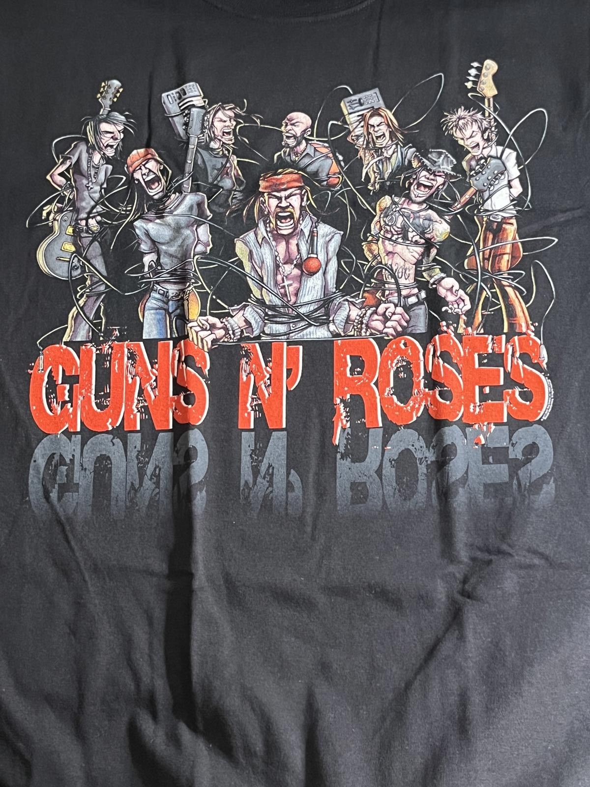 Designer Guns n Roses T-shirtCartoon 2011 GNR Tour T-shirt - M Size US M / EU 48-50 / 2 - 4 Thumbnail