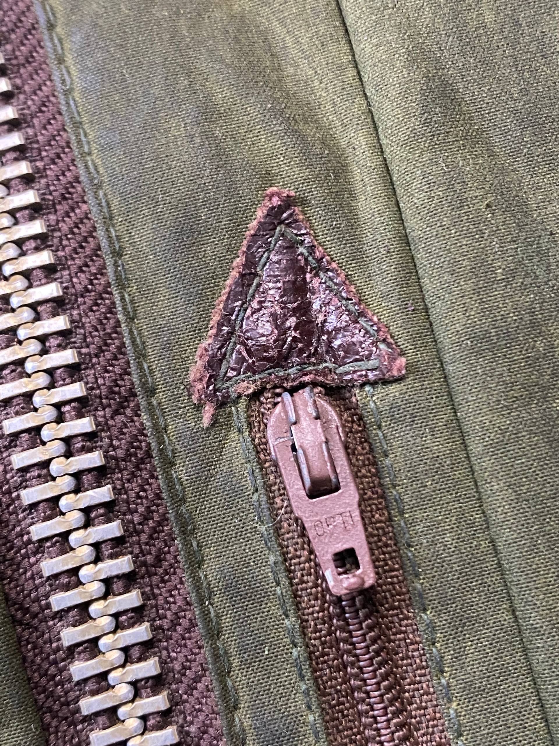 Barbour Vintage Barbour Border Waxed Jacket Size US L / EU 52-54 / 3 - 11 Thumbnail