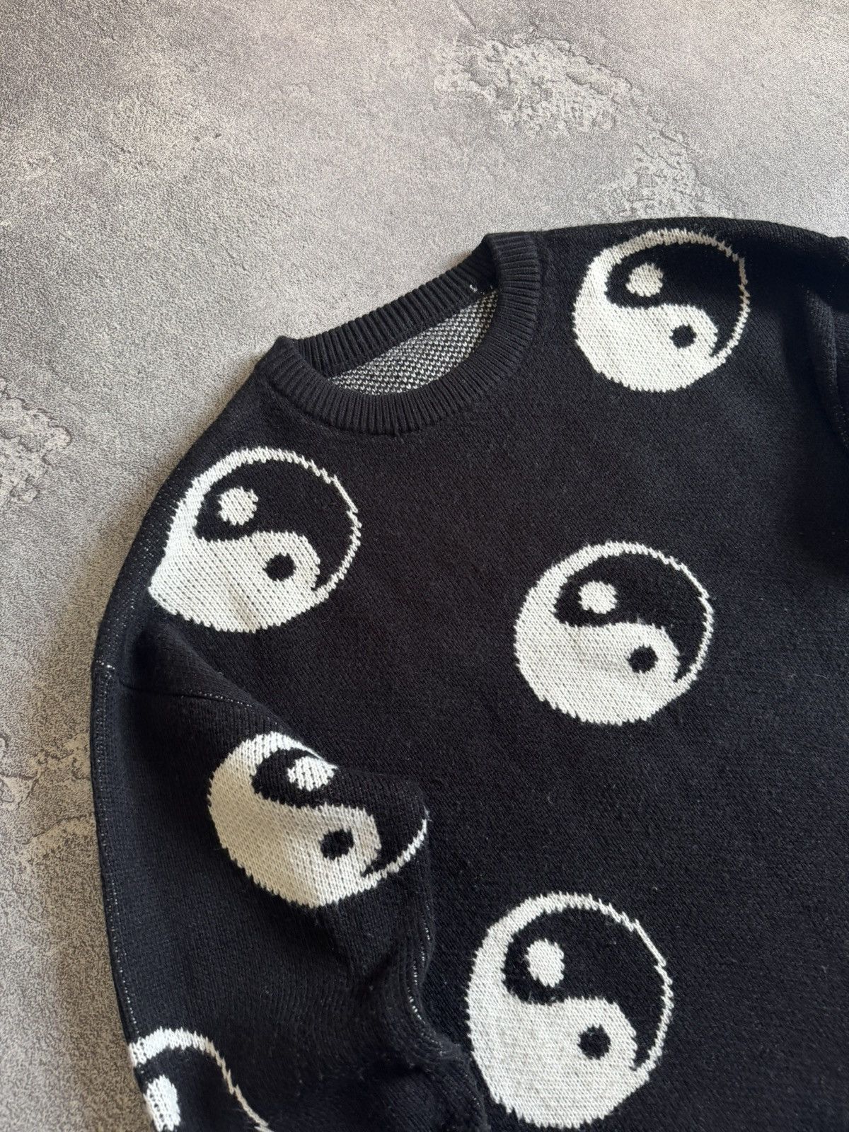 Japanese Brand Retro vintage Yin and Yang ☯️ sweater pullover knitwear y2K Size US M / EU 48-50 / 2 - 2 Thumbnail