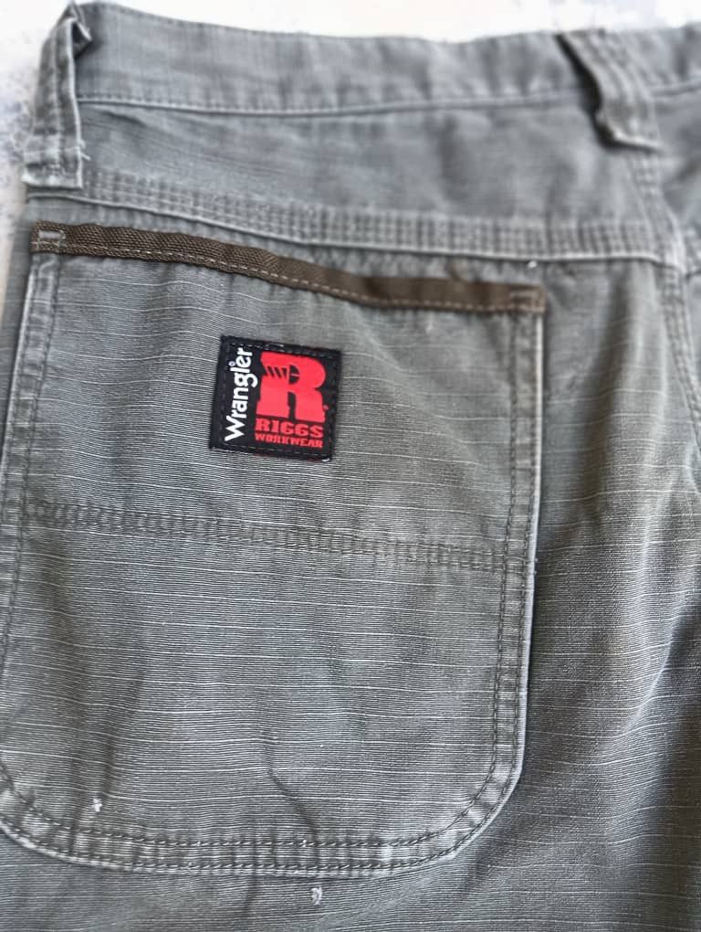 Vintage × Wrangler Wrangler Riggs work wear double knee paint splatter pants Size US 33 - 9 Thumbnail