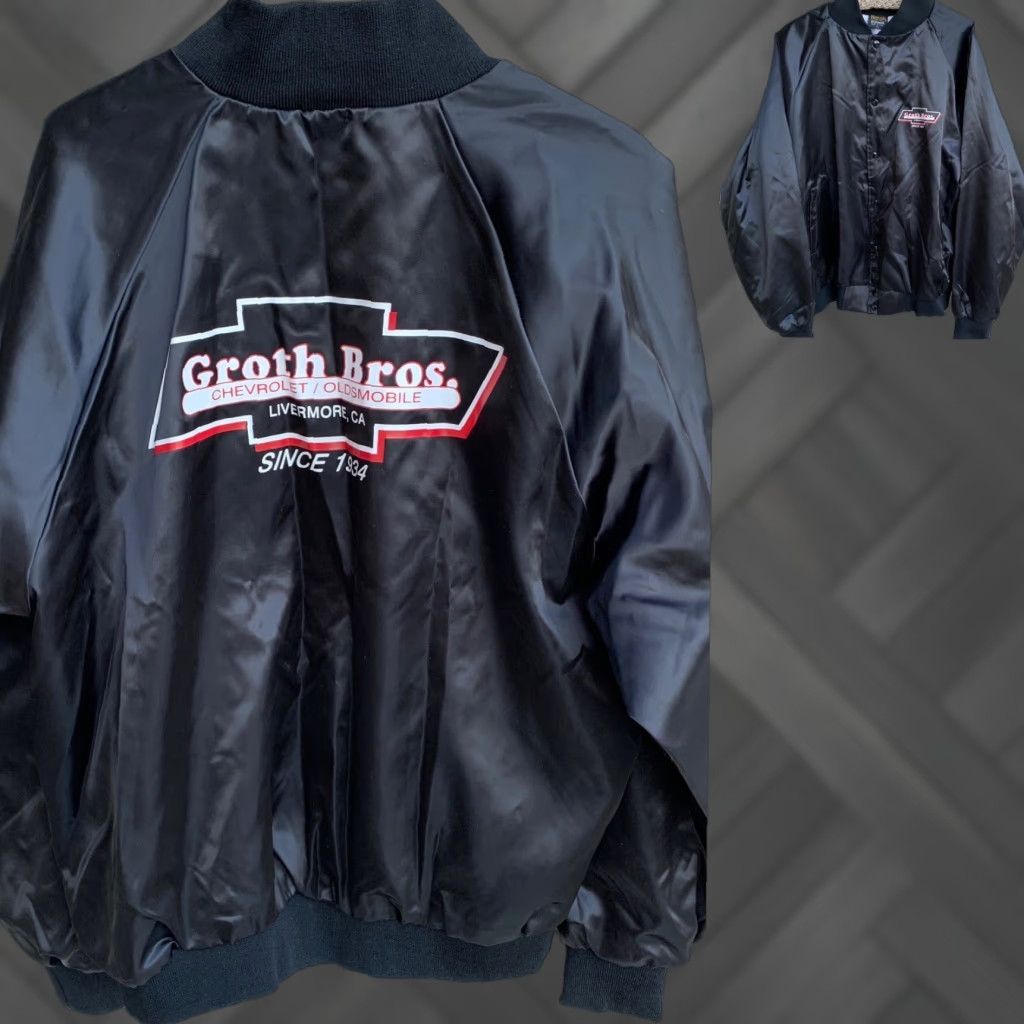 Vintage VINTAGE Nemesis SATIN Bomber Jacket Men's XL Black Cars Transportation Groth Bros Chevrolet Oldsmobile Livermore CA Since 1934 Satin Jacket Size XL Size US XL / EU 56 / 4 - 1 Thumbnail
