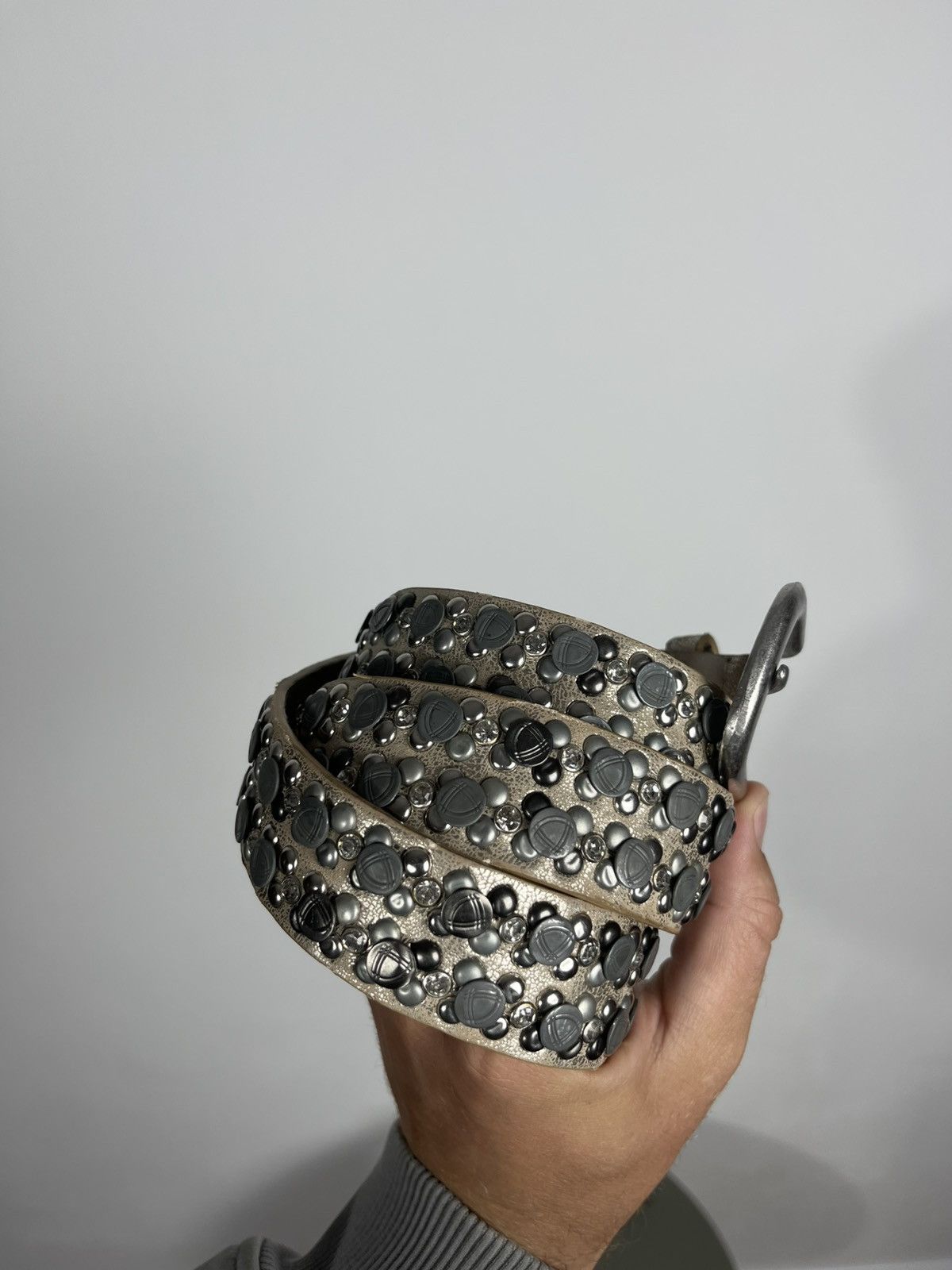 Other Avant Garde Faux Leather Silver Studded Heart Buckle Belt Size ONE SIZE - 3 Thumbnail