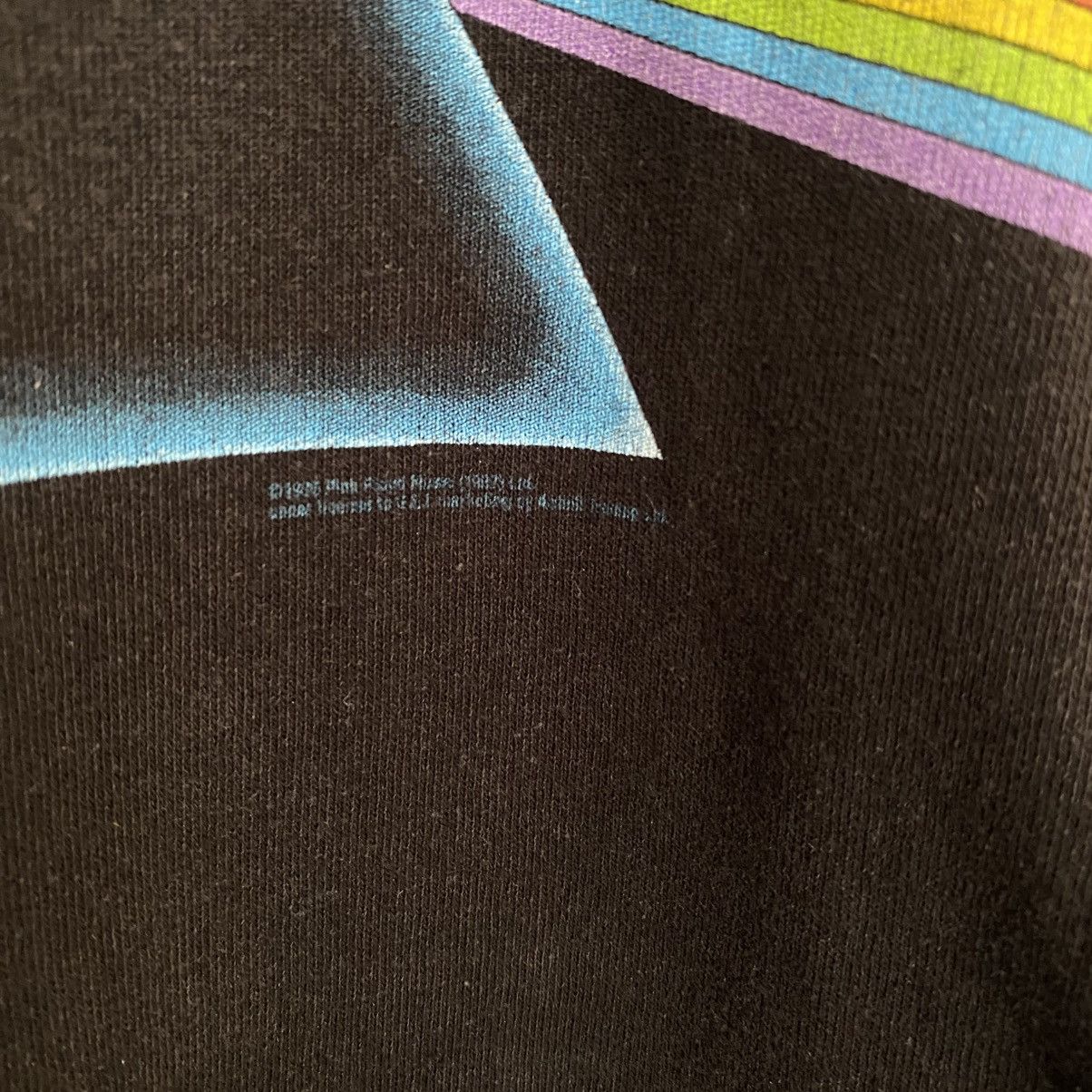 Band Tees Vintage Pink Floyd Dark side of the Moon 1995 T Shirt Size US L / EU 52-54 / 3 - 4 Thumbnail