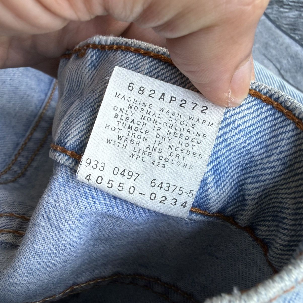 Levi's Vintage Clothing Vintage 97' Levi's 550 Orange Tag Faded Rusty Denim Jean Size US 33 - 18 Thumbnail