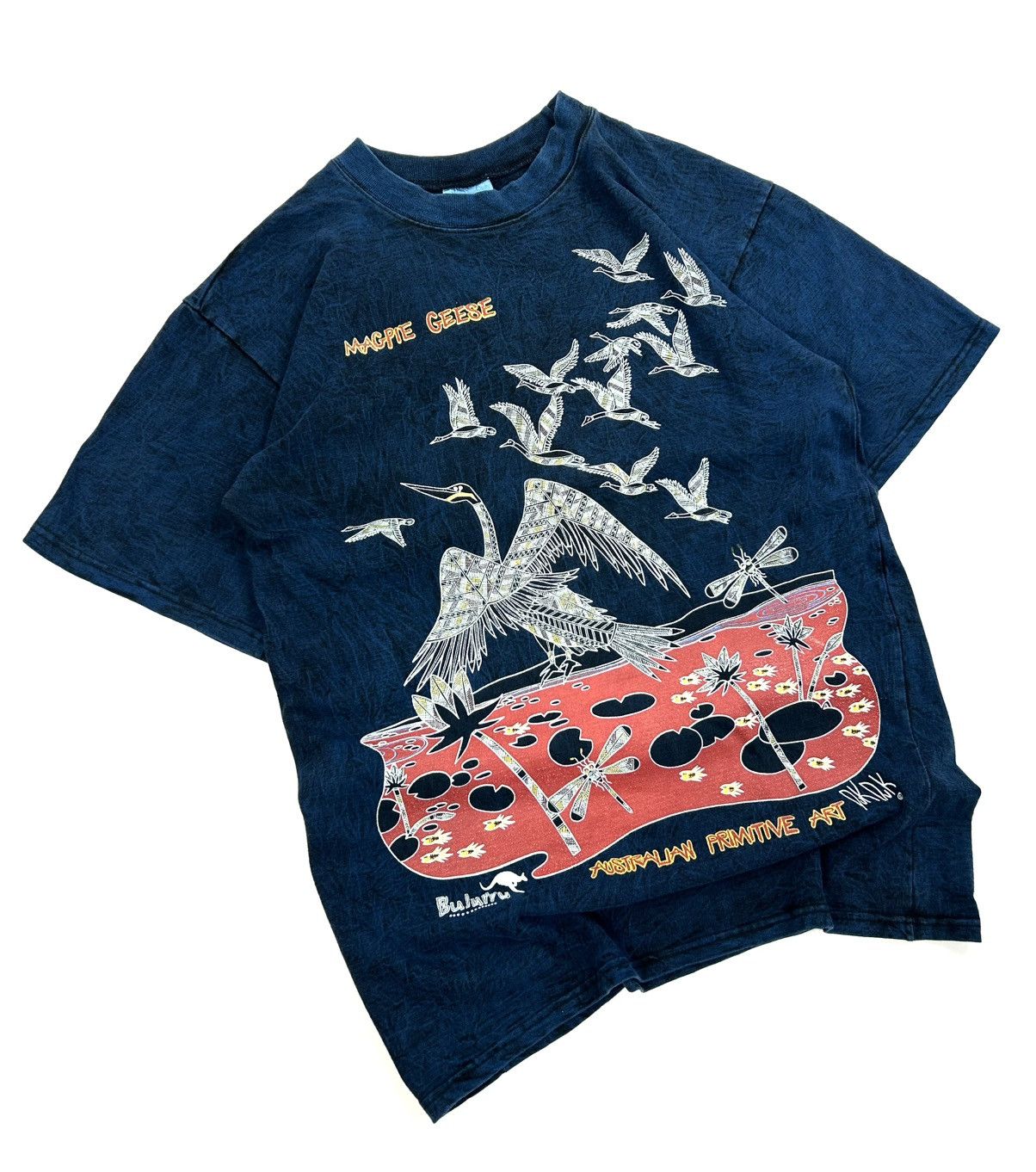 Man Made In Australia 90s Bulurru Designs Aboriginal Art Tee Made in Australia Size US M / EU 48-50 / 2 - 2 Thumbnail