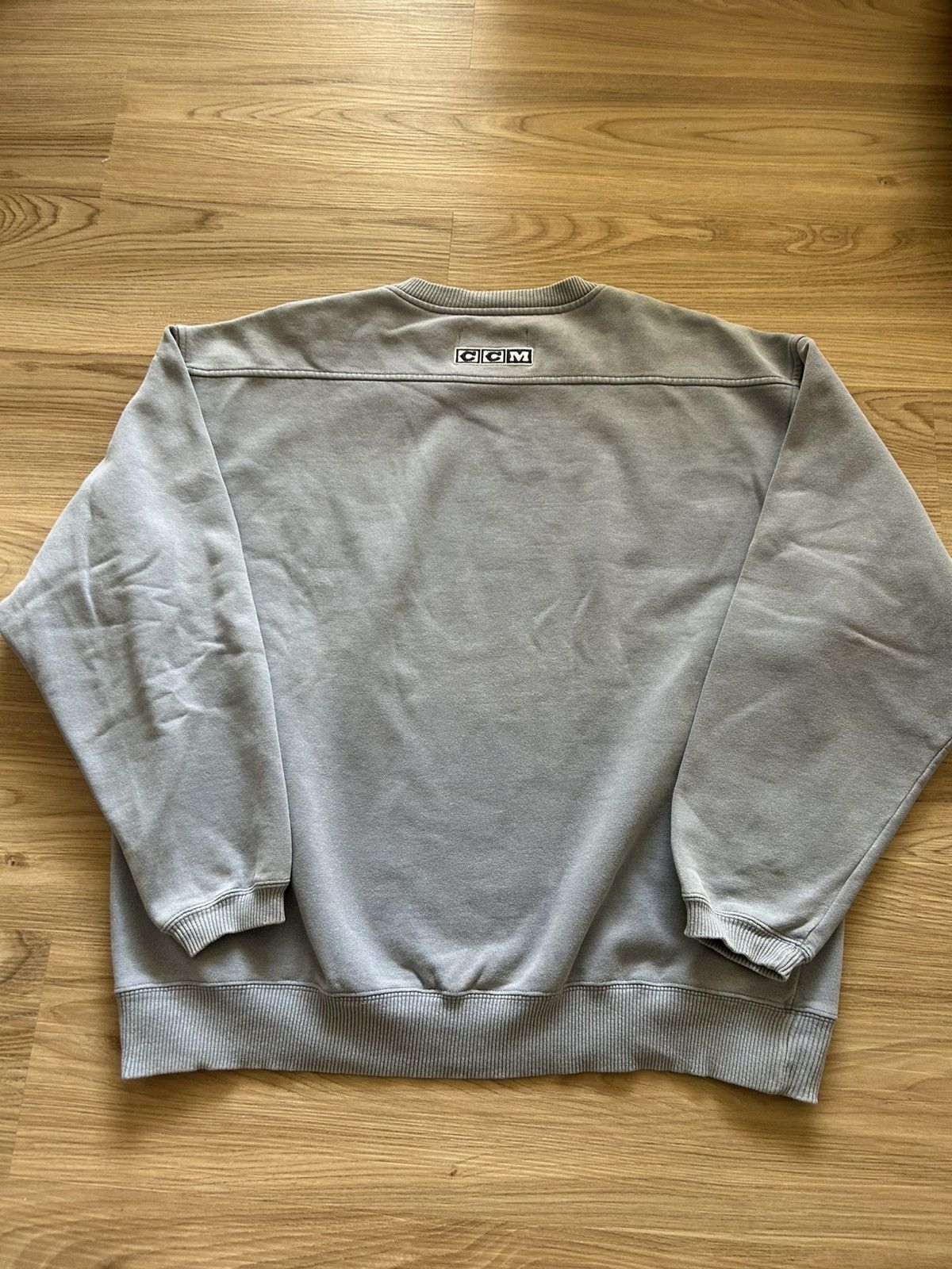 Ccm Vintage CCM Columbus Blue Jackets NHL Centre Ice Crewneck Size US L / EU 52-54 / 3 - 6 Thumbnail