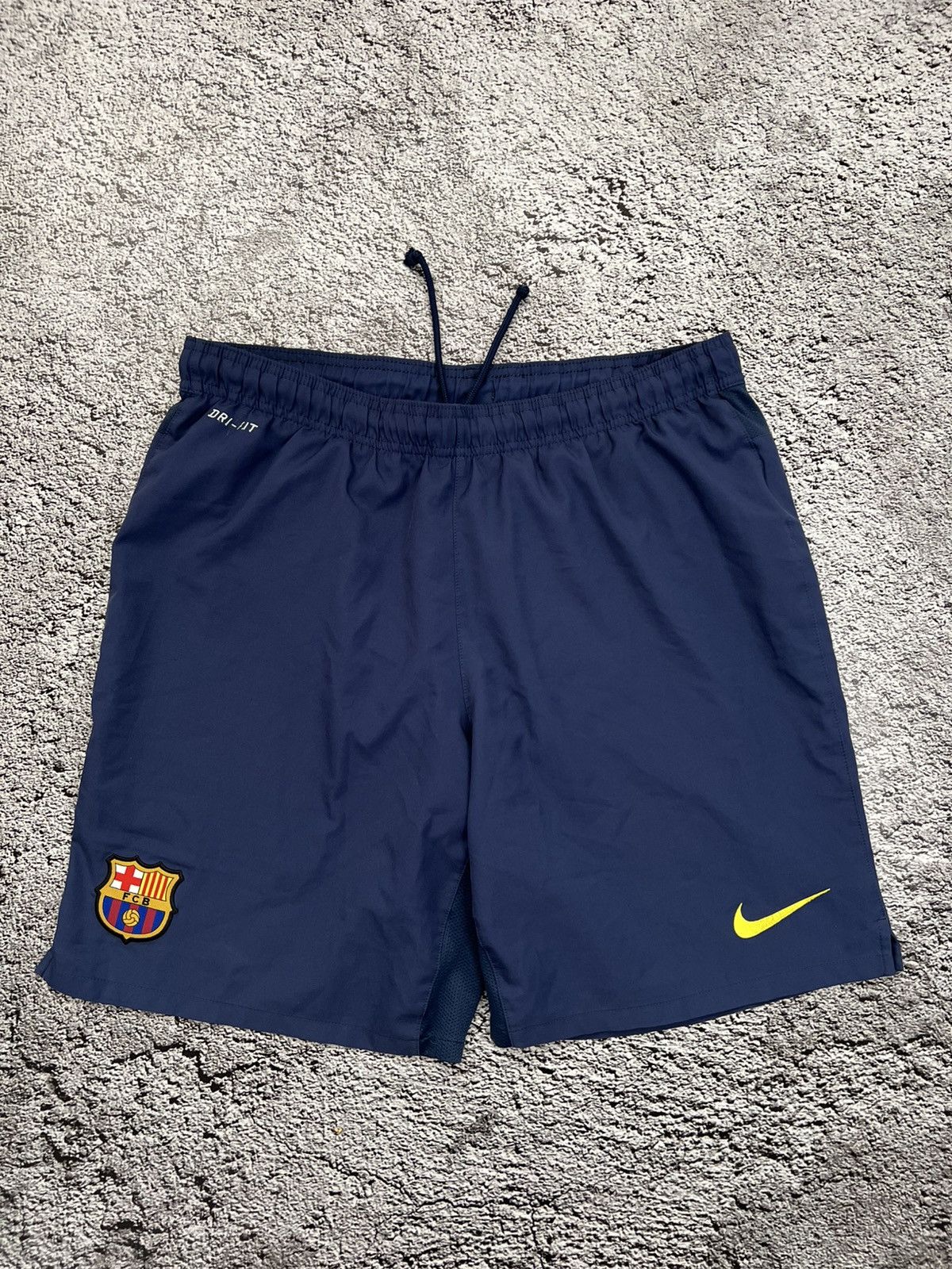 Nike × Vintage Nike FCB Barcelona shorts vintage Y2K Size US 34 / EU 50 - 1 Thumbnail