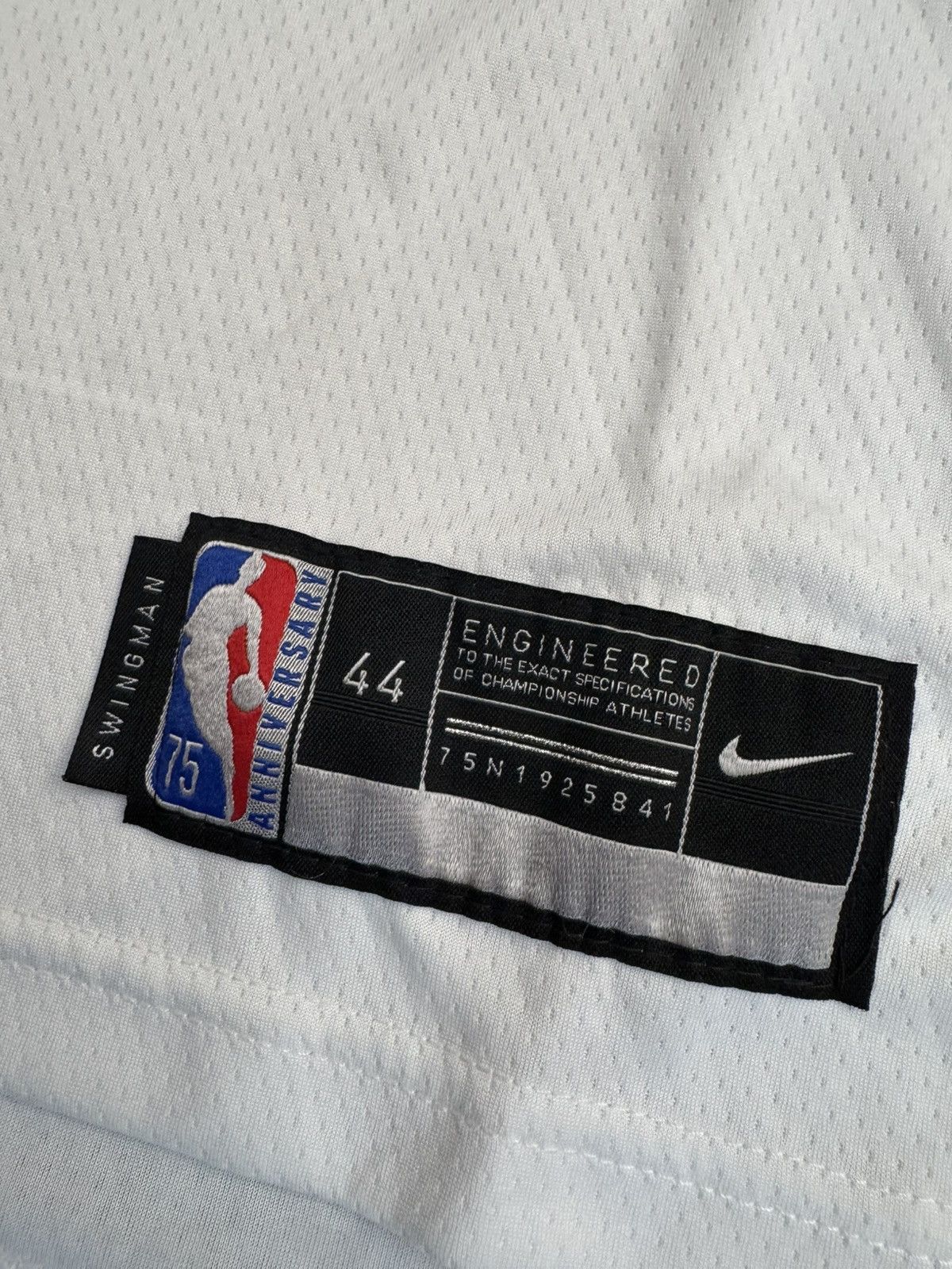 Nike Atlanta Hawks Sharife Cooper #2 NBA Swingman Jersey NWT Size US M / EU 48-50 / 2 - 2 Thumbnail