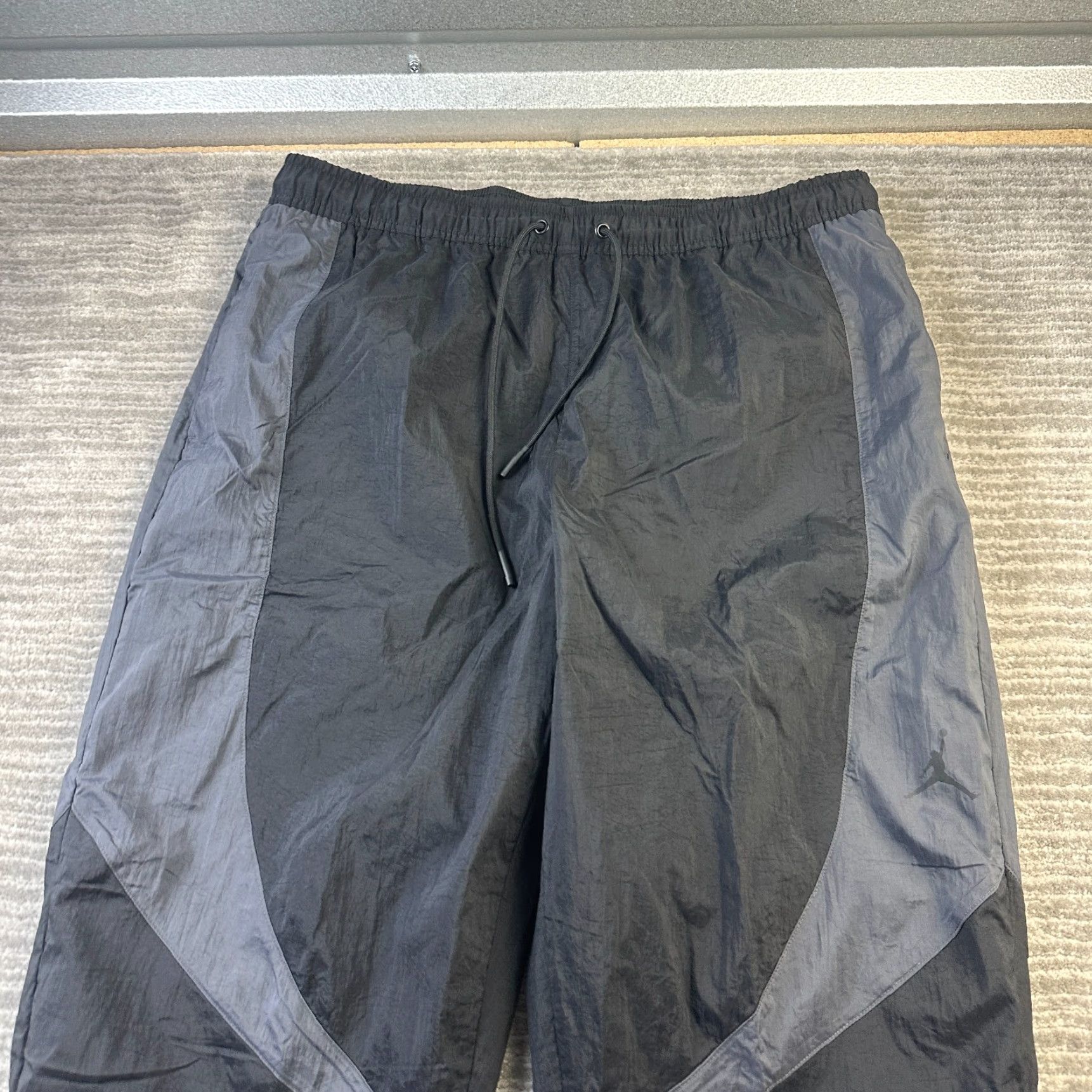 Jordan Brand Jordan Pants Regular XL Black Gray Sport Track Pants Mens Size US 36 / EU 52 - 3 Thumbnail
