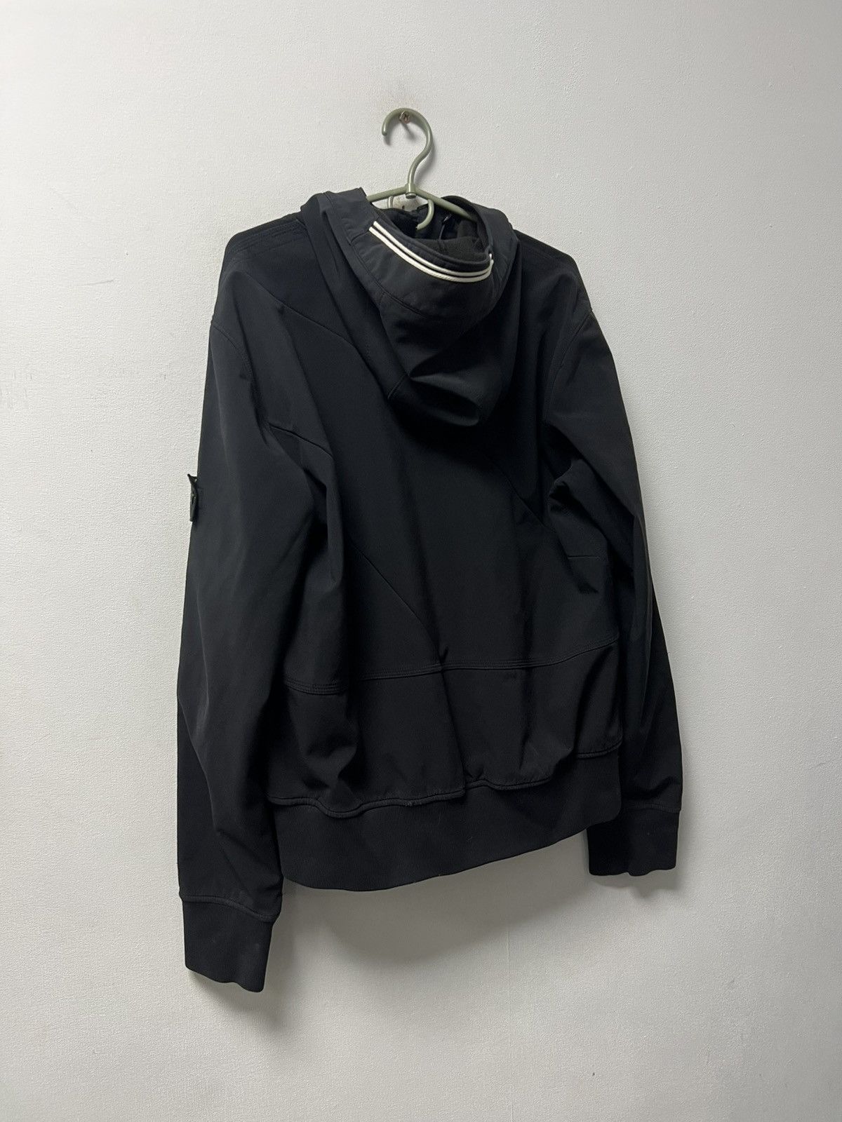 Stone Island Vintage Stone Island Light Soft Shell-R Jacket Size XL Size US XL / EU 56 / 4 - 22 Thumbnail