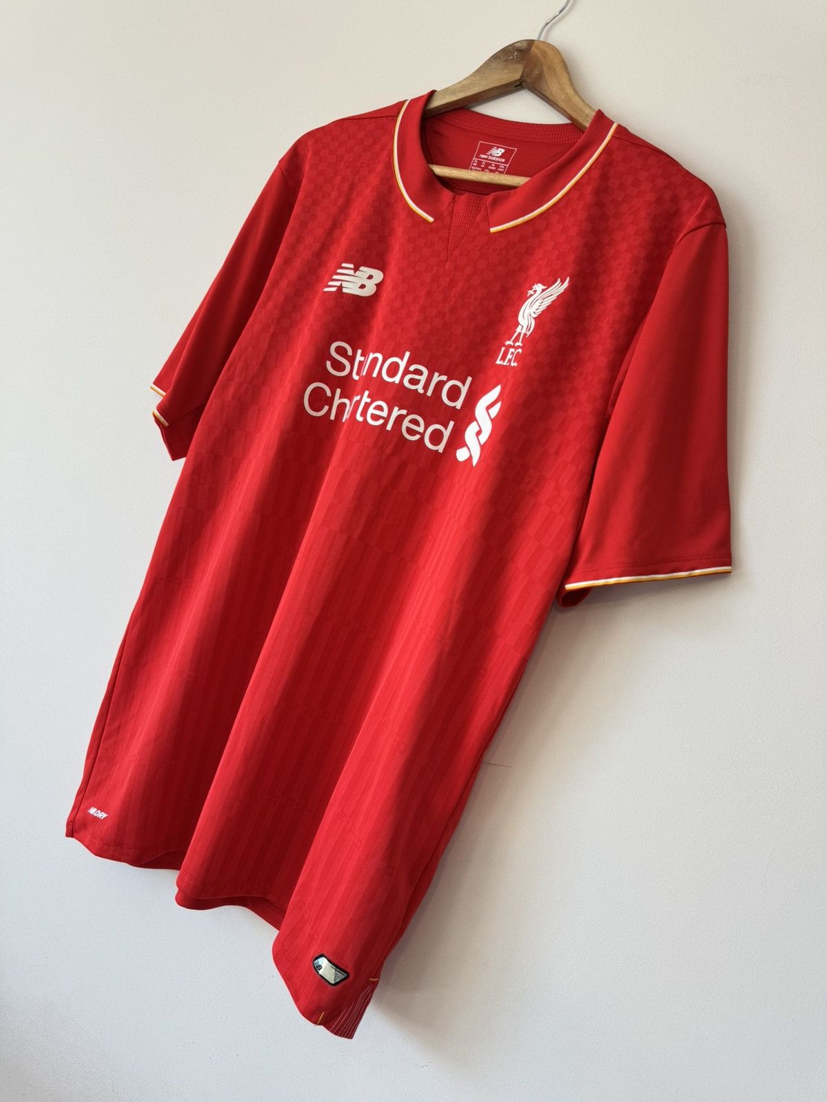 New Balance Liverpool 2015-2016 Home Soccer Jersey Football Shirt Kit Size US XL / EU 56 / 4 - 3 Thumbnail