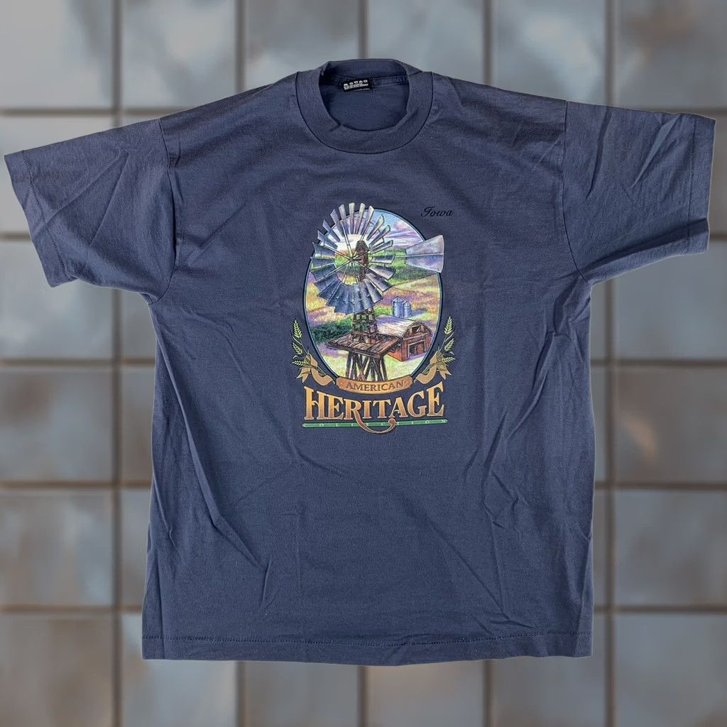 Vintage VINTAGE AMERICAN HERITAGE T-SHIRT IOWA BEST FOTL Men M/L USA Made Blue Single Stitch Shirt Mens Blue Iowa 90s Size US L / EU 52-54 / 3 - 1 Thumbnail