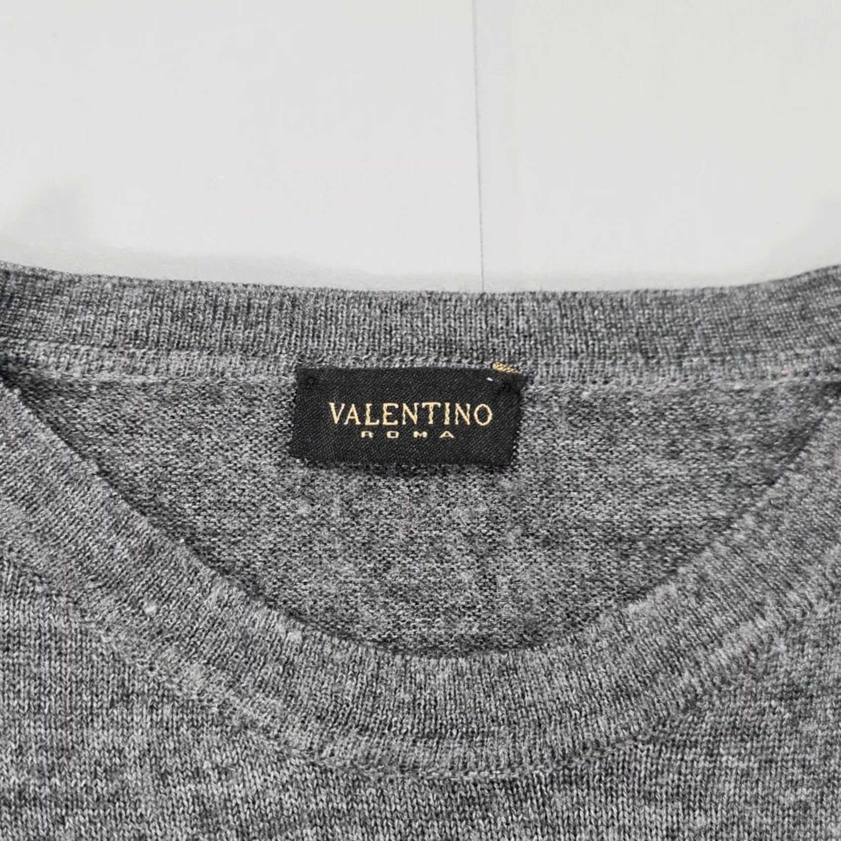 Valentino Valentino Jumper Grey XL Merino Wool Crew Neck Long Sleeve Pullover Mens Regular Knit Pullover Lightweight Casual Size US XL / EU 56 / 4 - 3 Thumbnail