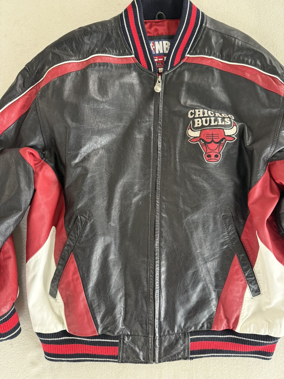 Vintage Chicago Bulls vintage jacket Size US L / EU 52-54 / 3 - 2 Thumbnail