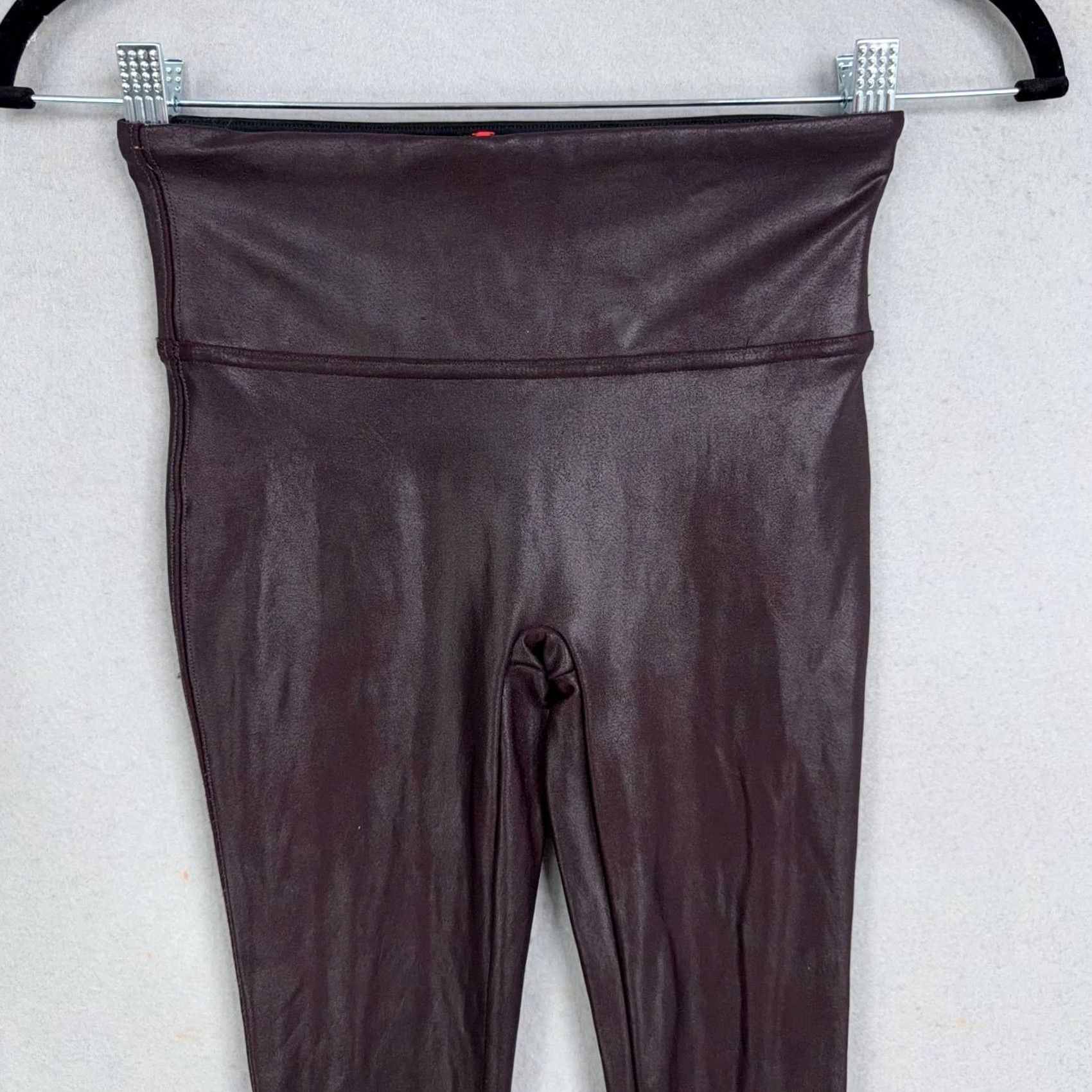 Spanx Spanx Leggings Womens XS Faux Leather Red Shaping Ankle Pants Slimming Edgy Size 26" / US 2 / IT 38 - 2 Thumbnail
