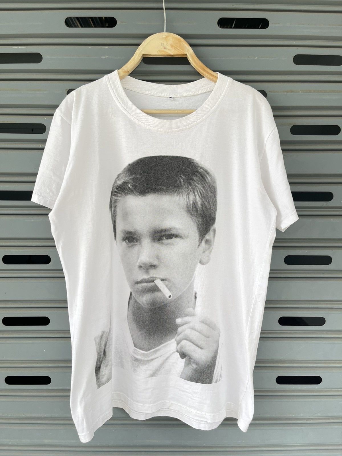 Vintage River Phoenix Portrait T-Shirt - An Icon Remembered Size US M / EU 48-50 / 2 - 1 Thumbnail